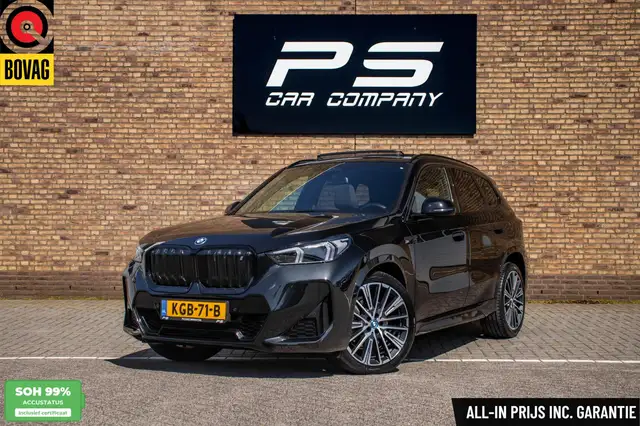 BMW iX1 xDrive30 M-Sport 67 kWh, BTW, Pano, Half Leder. H&