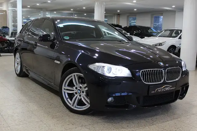 BMW 530 d Touring M-Sport Paket*Head Up* AHK*