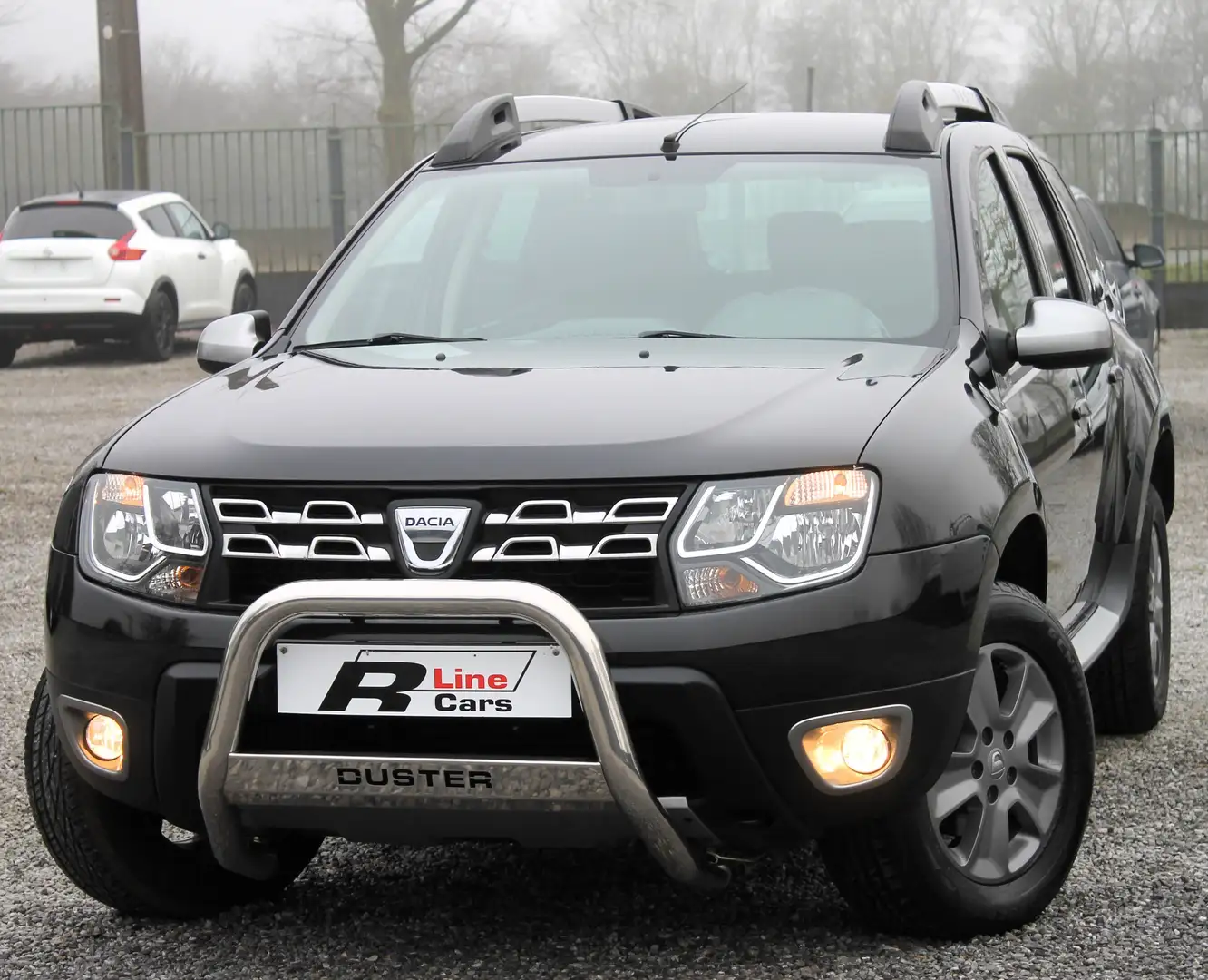 Dacia Duster 1.2 TCe BLACKSTORM CLIM CUIR SG CHAUFF GPS JTS VC Noir - 1