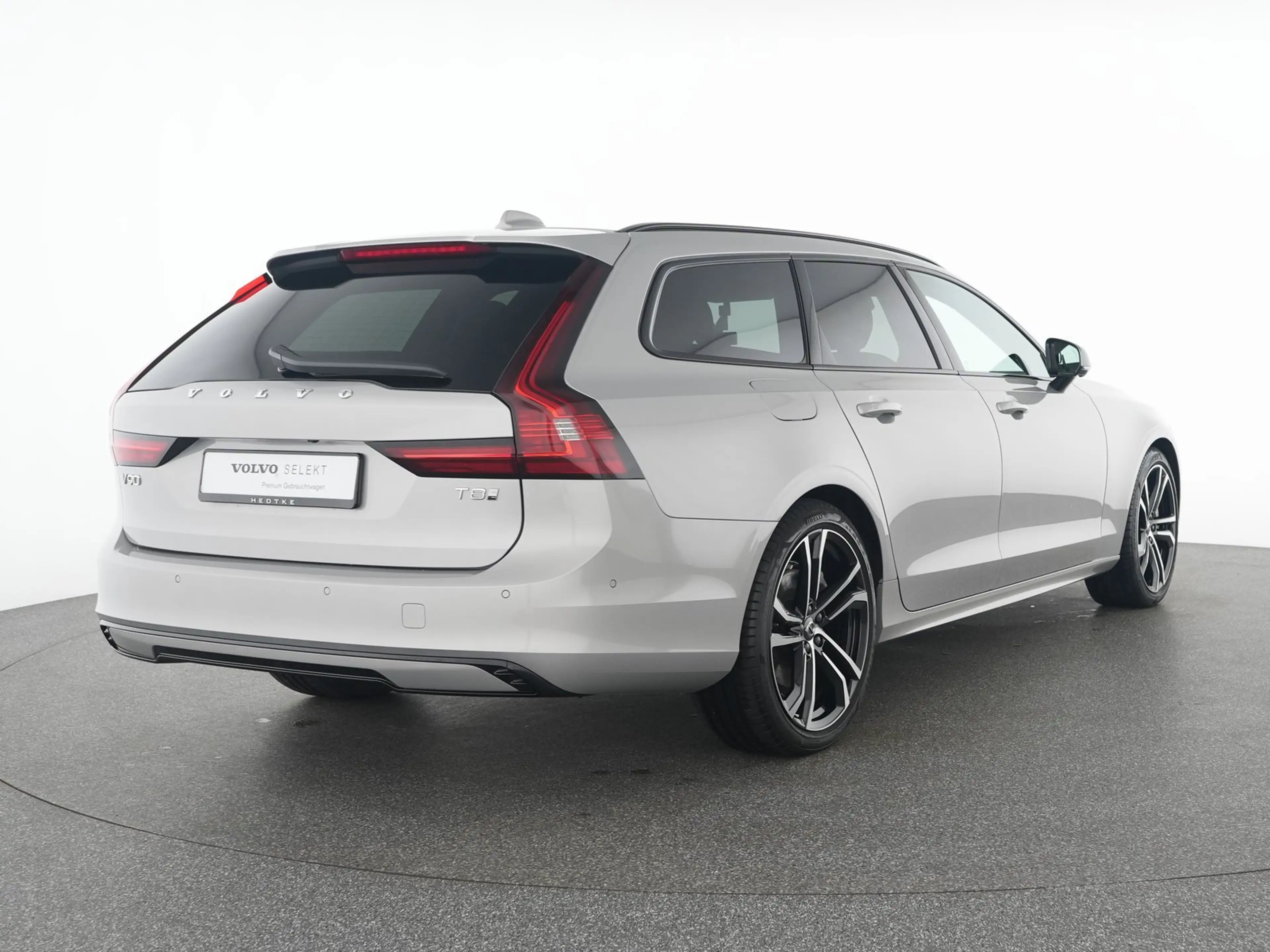 Volvo V90 T8 AWD Ultra Dark 360°20"HUD*GSHD*STHZ — photo 2
