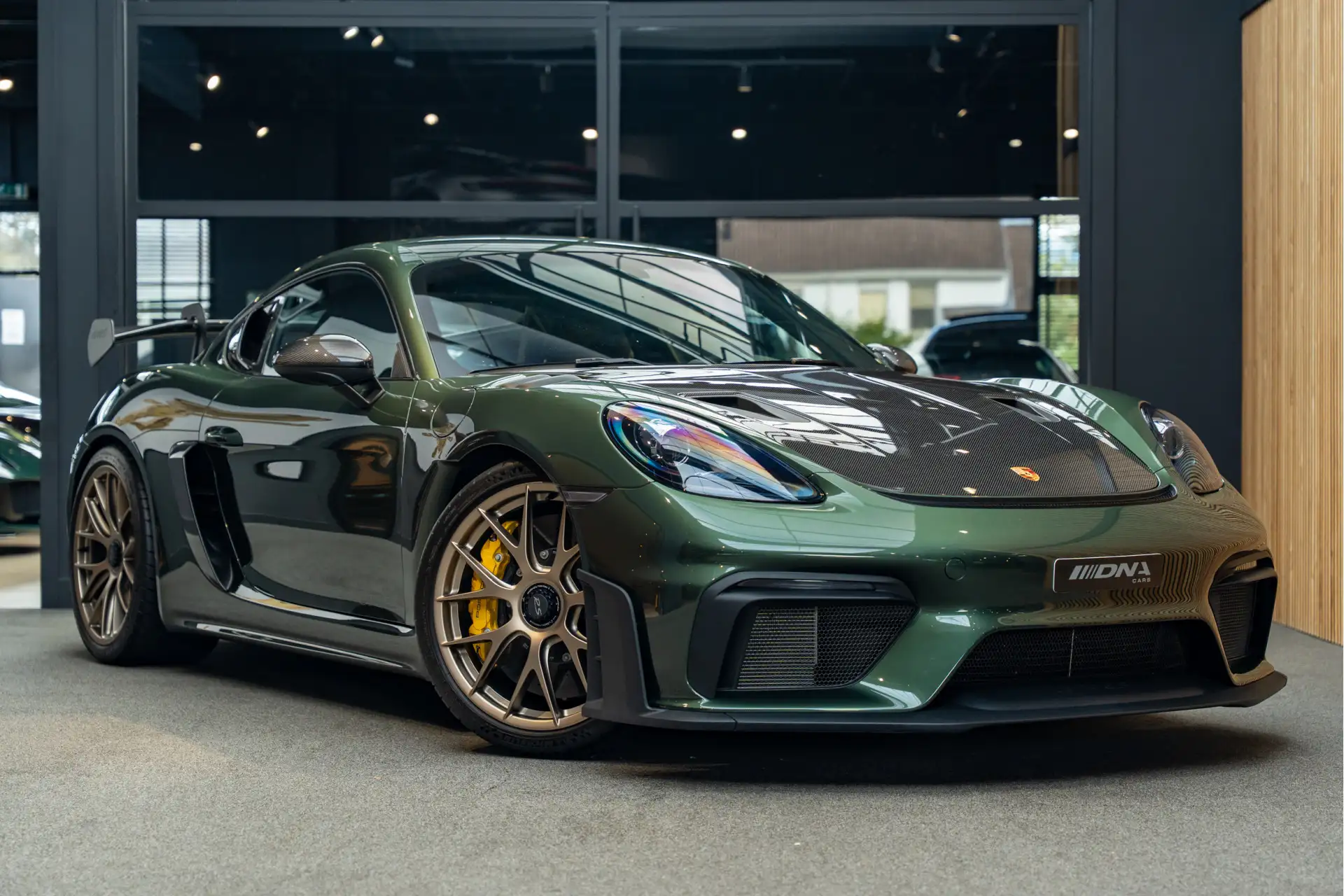 포르쉐 718 GTS 4 2023 초록 사진 1