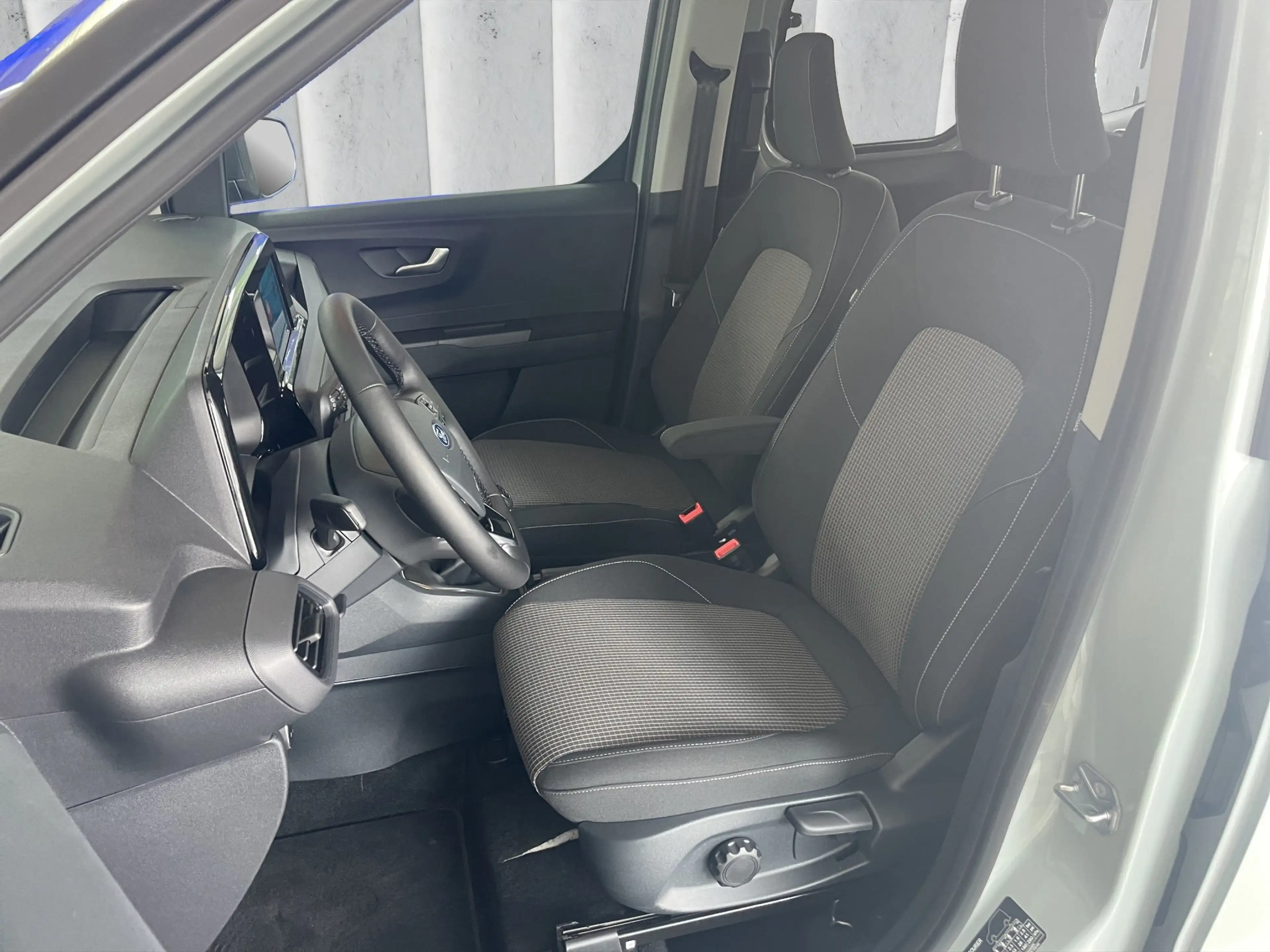 Ford Tourneo Courier Trend PDC BLUETOOTH WINTER-PAKET — photo 10