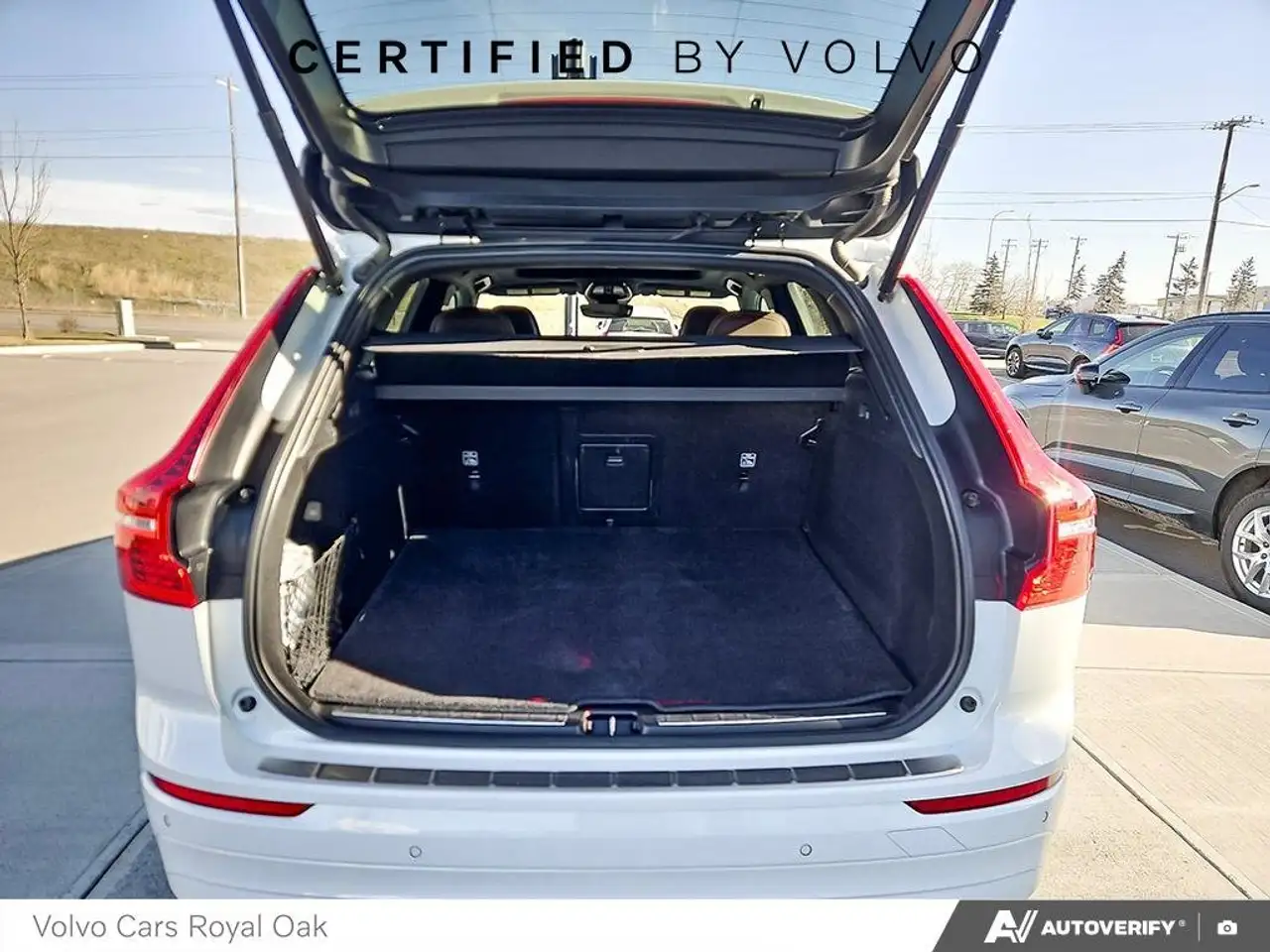 Volvo XC60 снимка Volvo XC60
