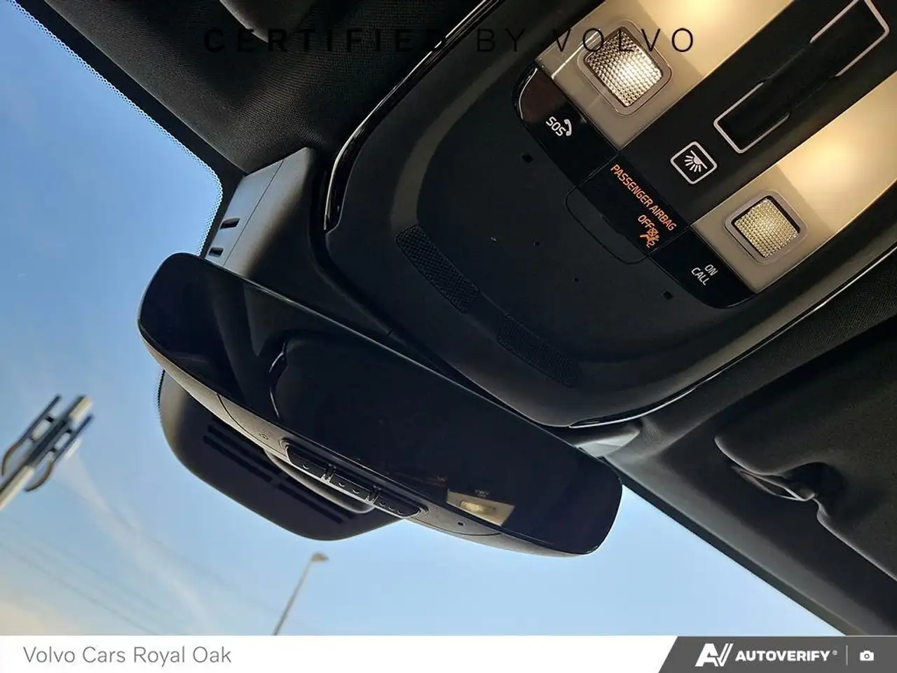Volvo XC60 снимка Volvo XC60