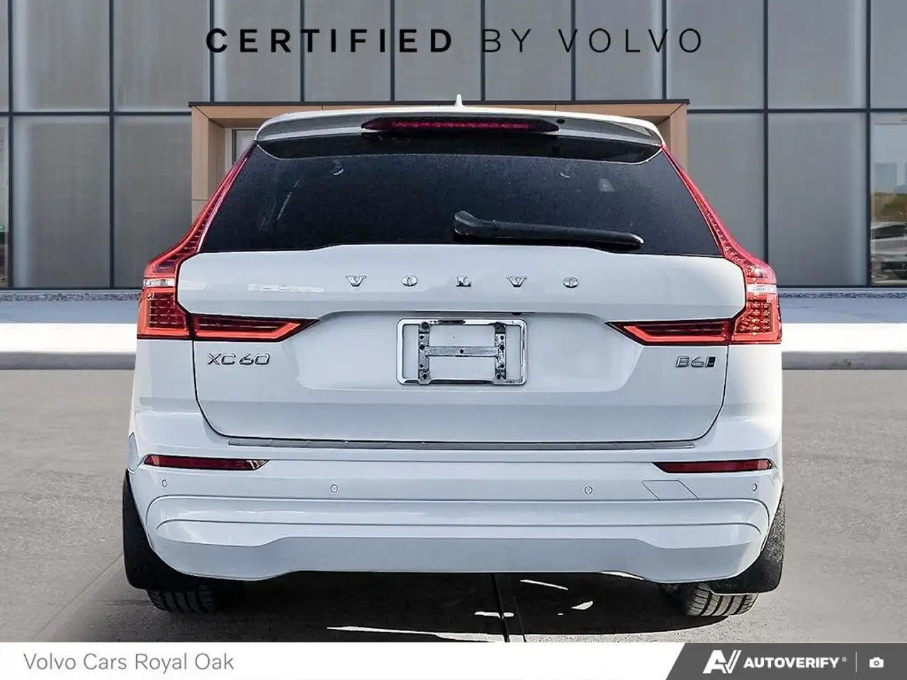 Volvo XC60 снимка Volvo XC60