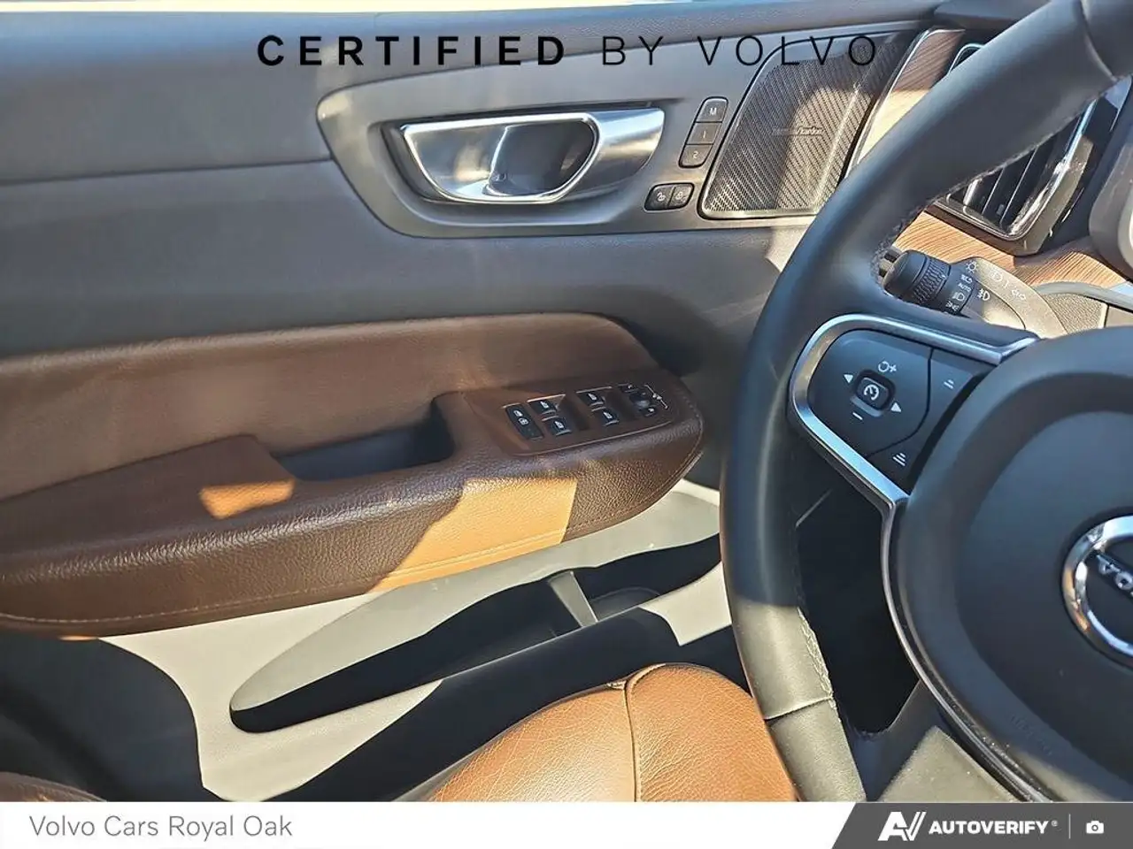 Volvo XC60 снимка Volvo XC60