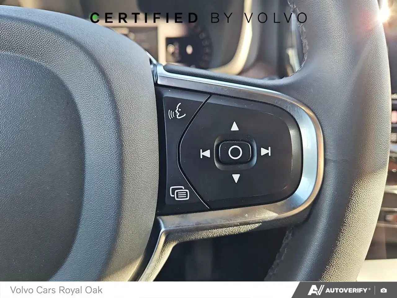 Volvo XC60 снимка Volvo XC60