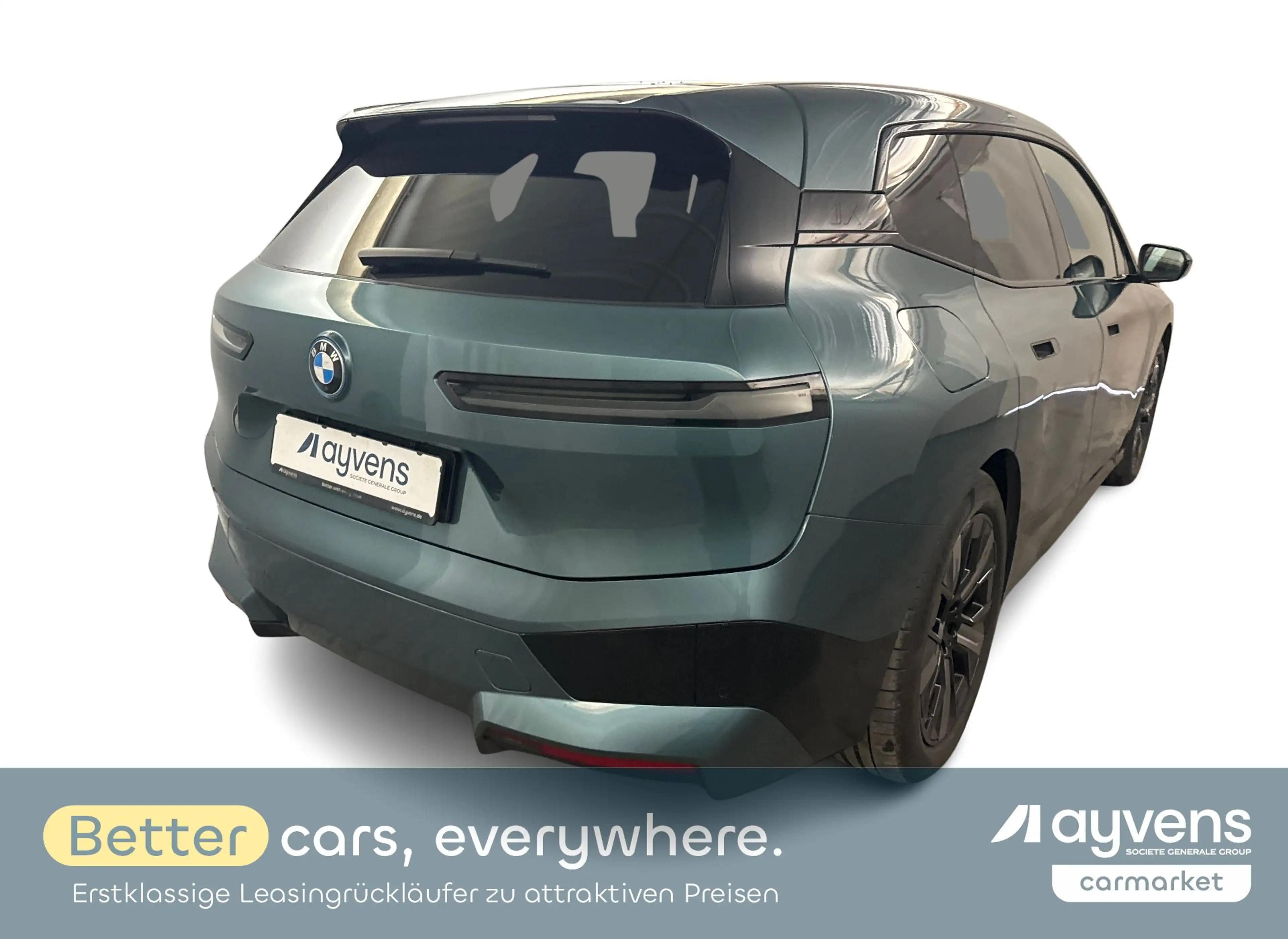 BMW iX xDrive50 — photo 3
