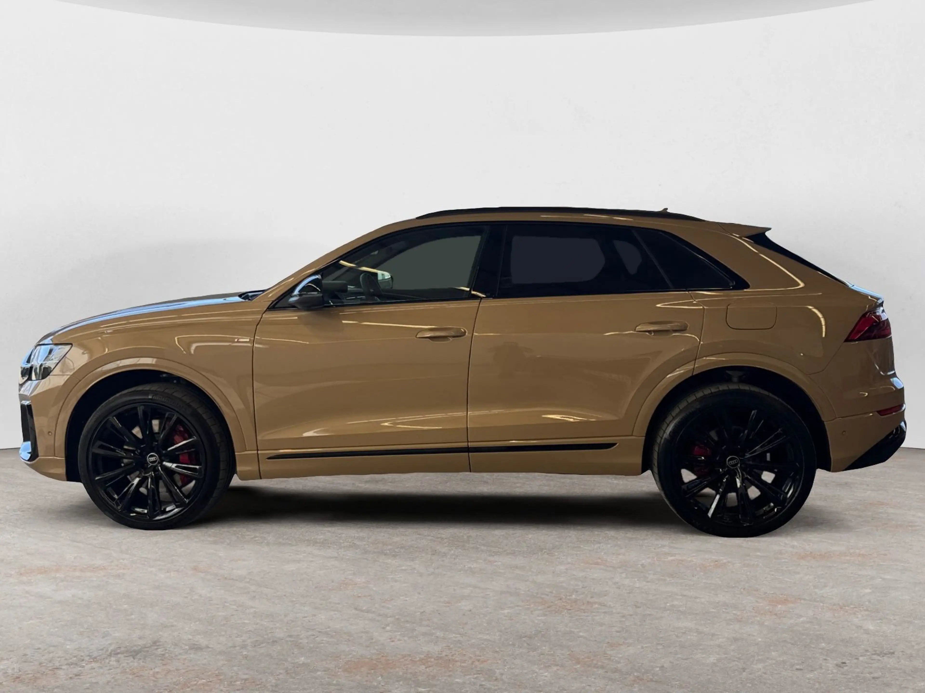Audi Q8 SUV TFSI e quattro 360 kW tiptronic PANO B&O — photo 3