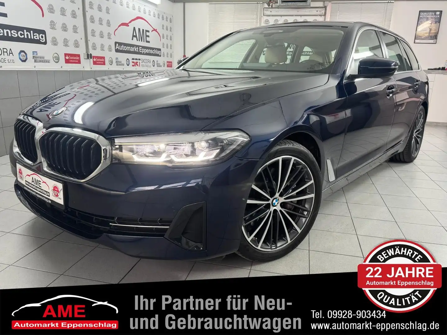BMW 540 d xDrive Touring *ACC | Navi | Live Cockpit* Bleu - 1