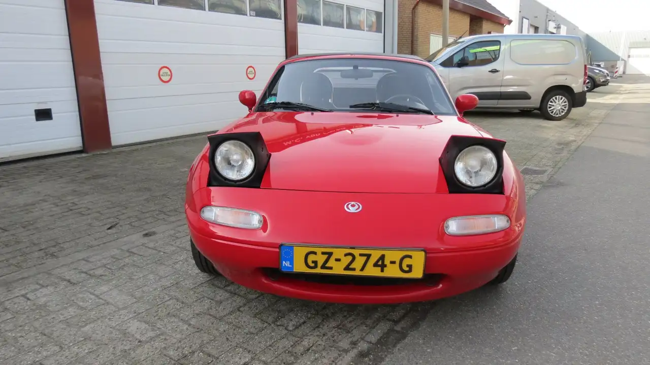 Mazda MX-5 1.6i, foto 2