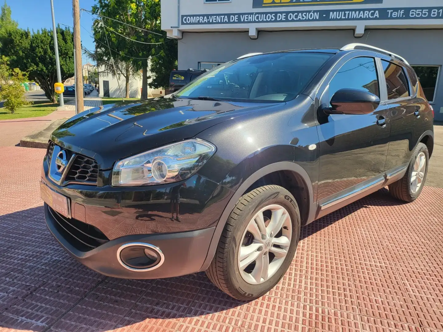 Nissan Qashqai Q+2 1.5dCi Tekna Sport 4x2 17´´ Zwart - 1