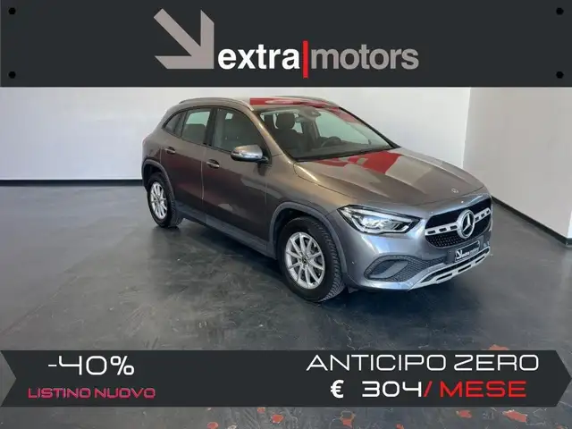 Mercedes-Benz GLA 220 GLA 200 D AUT. BUSINESS EXTRA