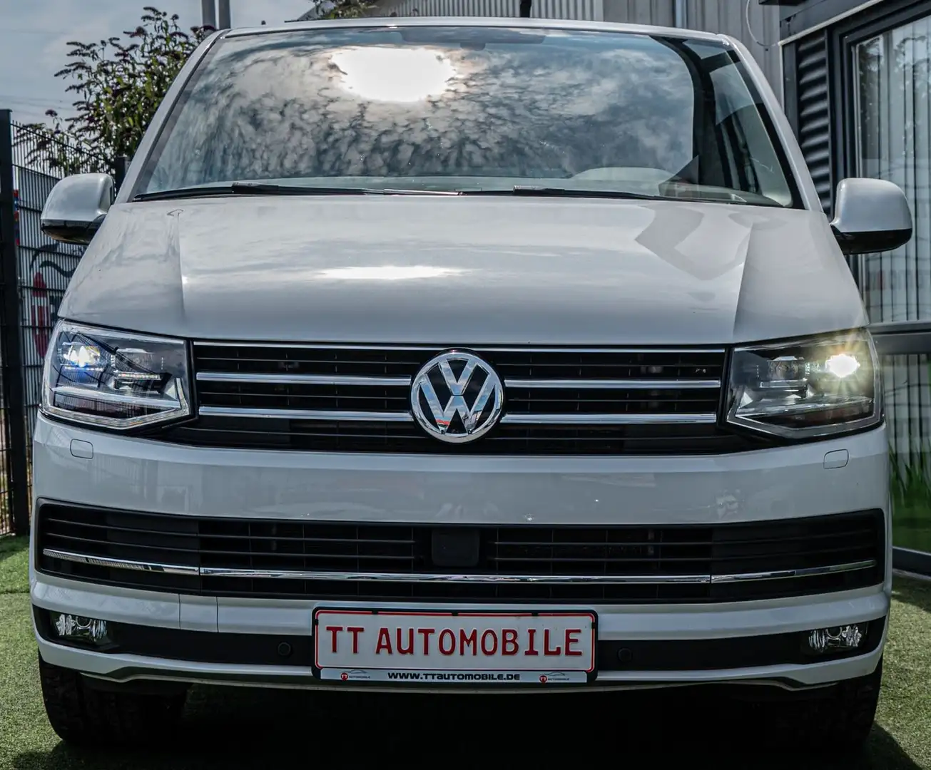 Volkswagen T6 Multivan Highline|KÜHLBOX||DYNAUDI|LEDER|FULL Blanco - 2