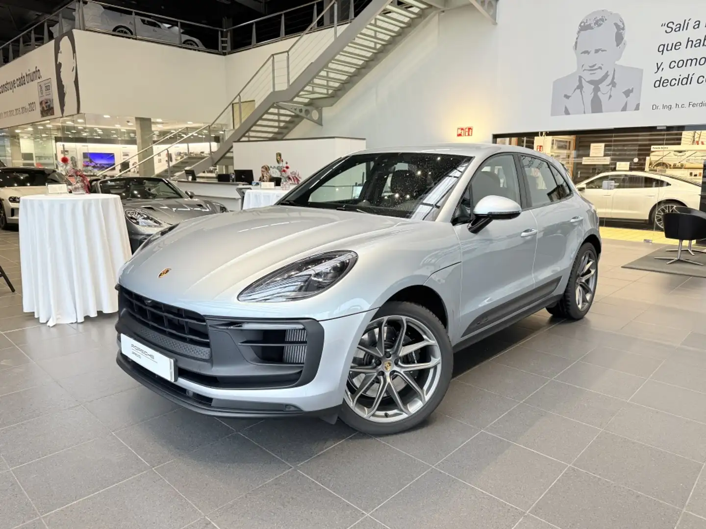 Porsche Macan GTS Aut. Gris - 1