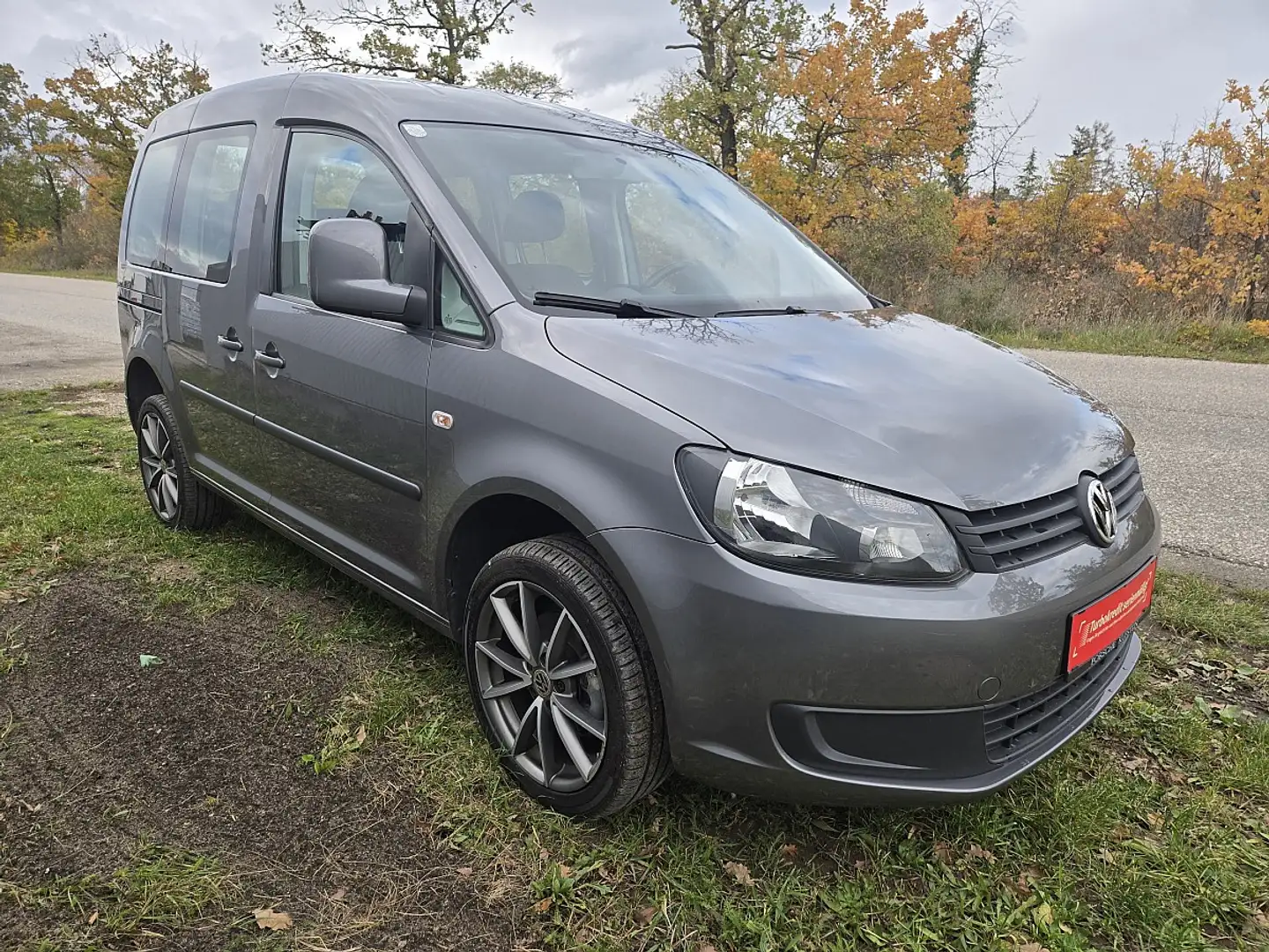 Volkswagen Caddy Kombi Trendline 2,0 TDI DPF 4MOTION  **Eintausc... Grau - 1