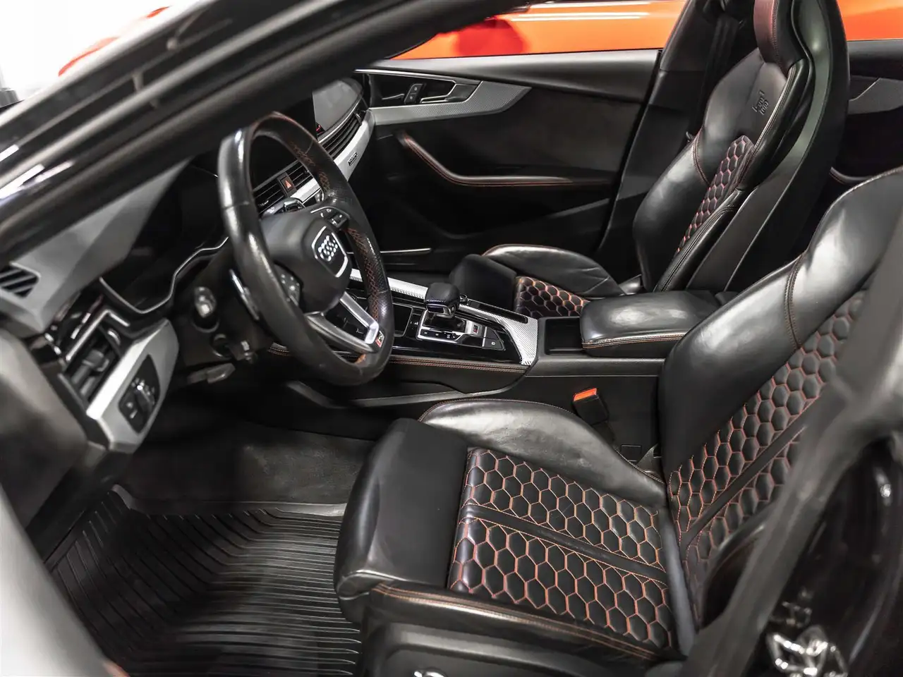 Audi RS5 снимка Audi RS5
