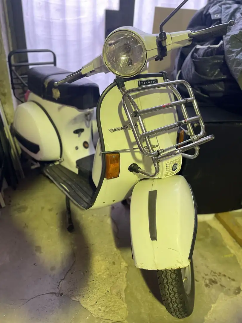 Vespa P 200 E Blanc - 1