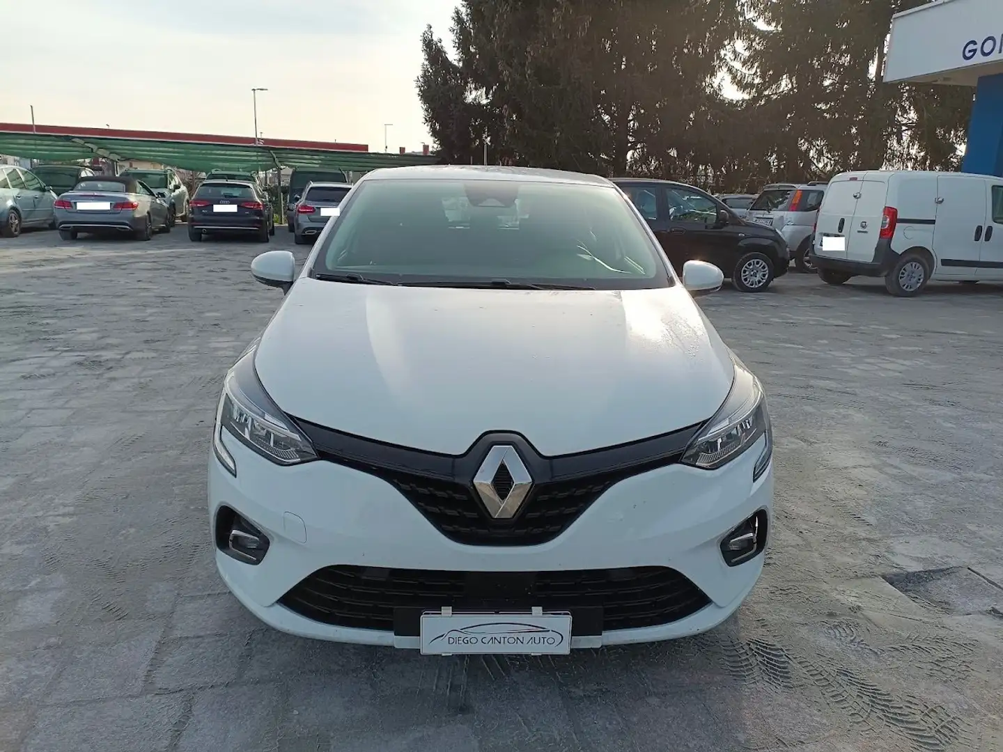 Renault Clio 1.5 dci Business 85cv -- Neopatentati -- Bianco - 2