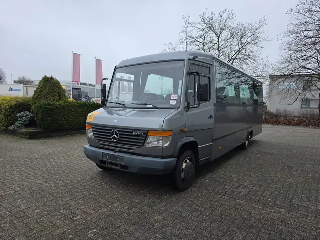Mercedes-Benz Vario 813 (Stock ID 34608)