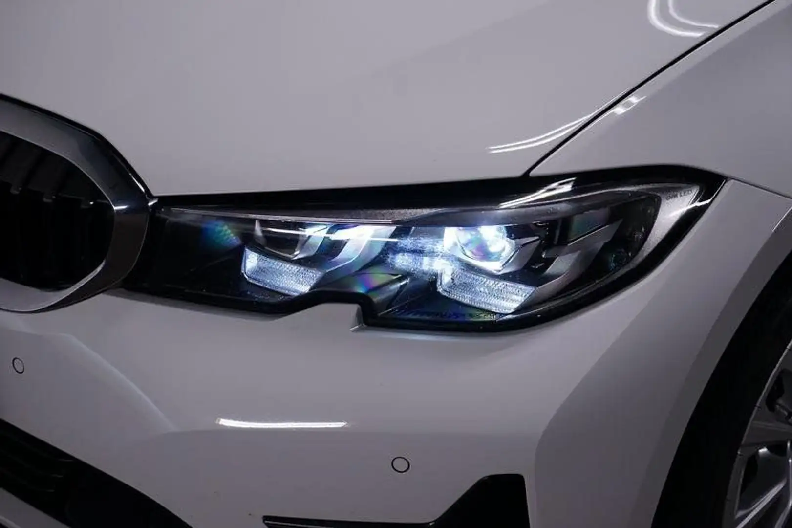 BMW 318 d Touring Advantage LED / ACC/Navi / PDC /Sit Blanc - 2