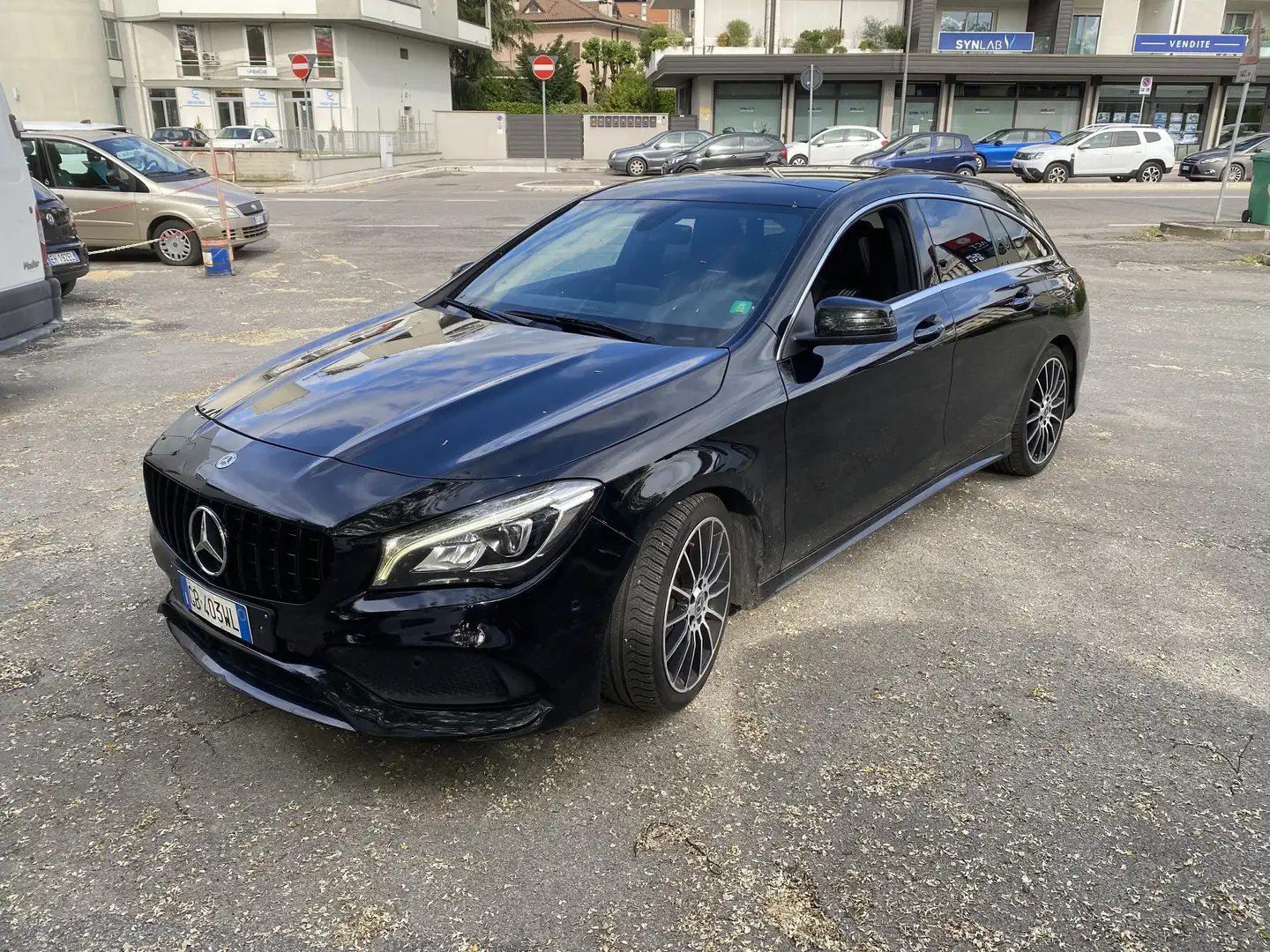 Mercedes-Benz CLA 220 CLA Premium 4matic - 1