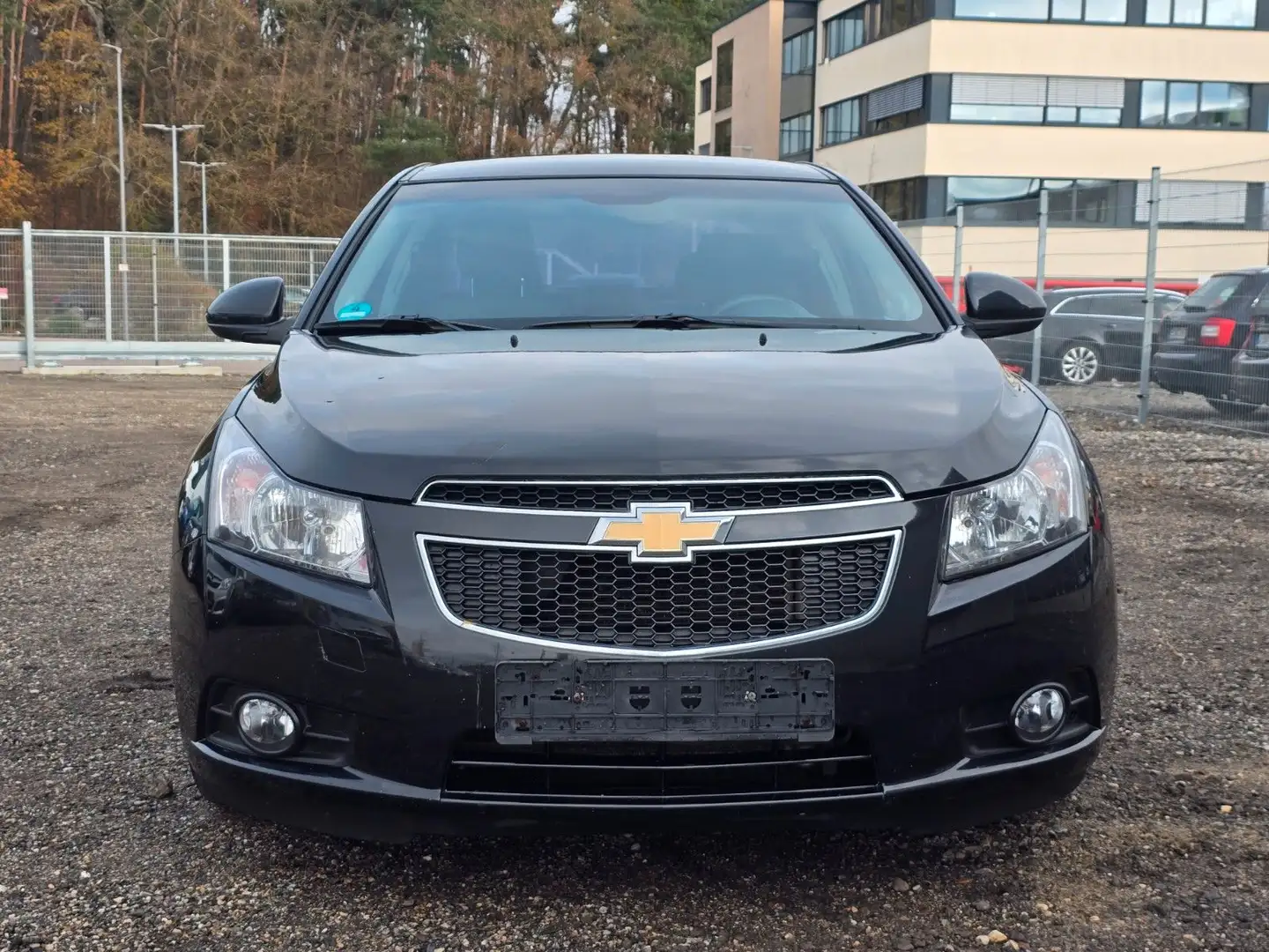 Chevrolet Cruze 1.8 LS Benziner Schwarz - 2