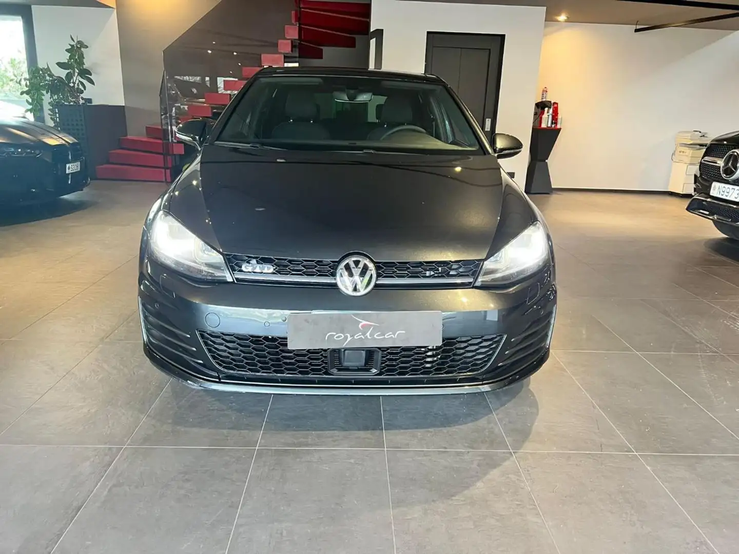 Volkswagen Golf GTD 2.0 TDI 5p. Business BlueMotion Technology Grigio - 2
