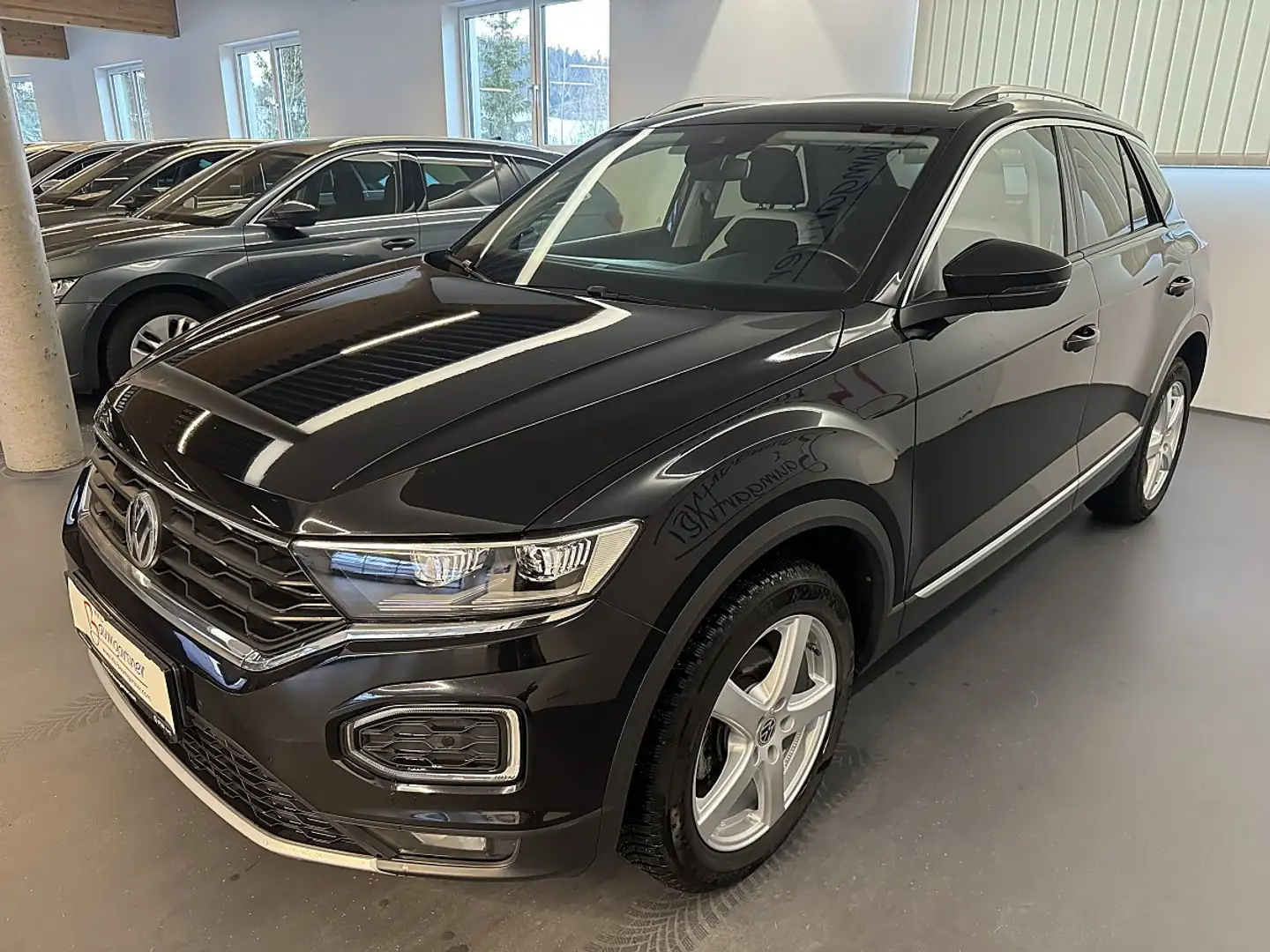 Volkswagen T-Roc 1,5TSI DSG ACT Sport *LED*NAVI*AHK*ACC*Virtual ... Schwarz - 2