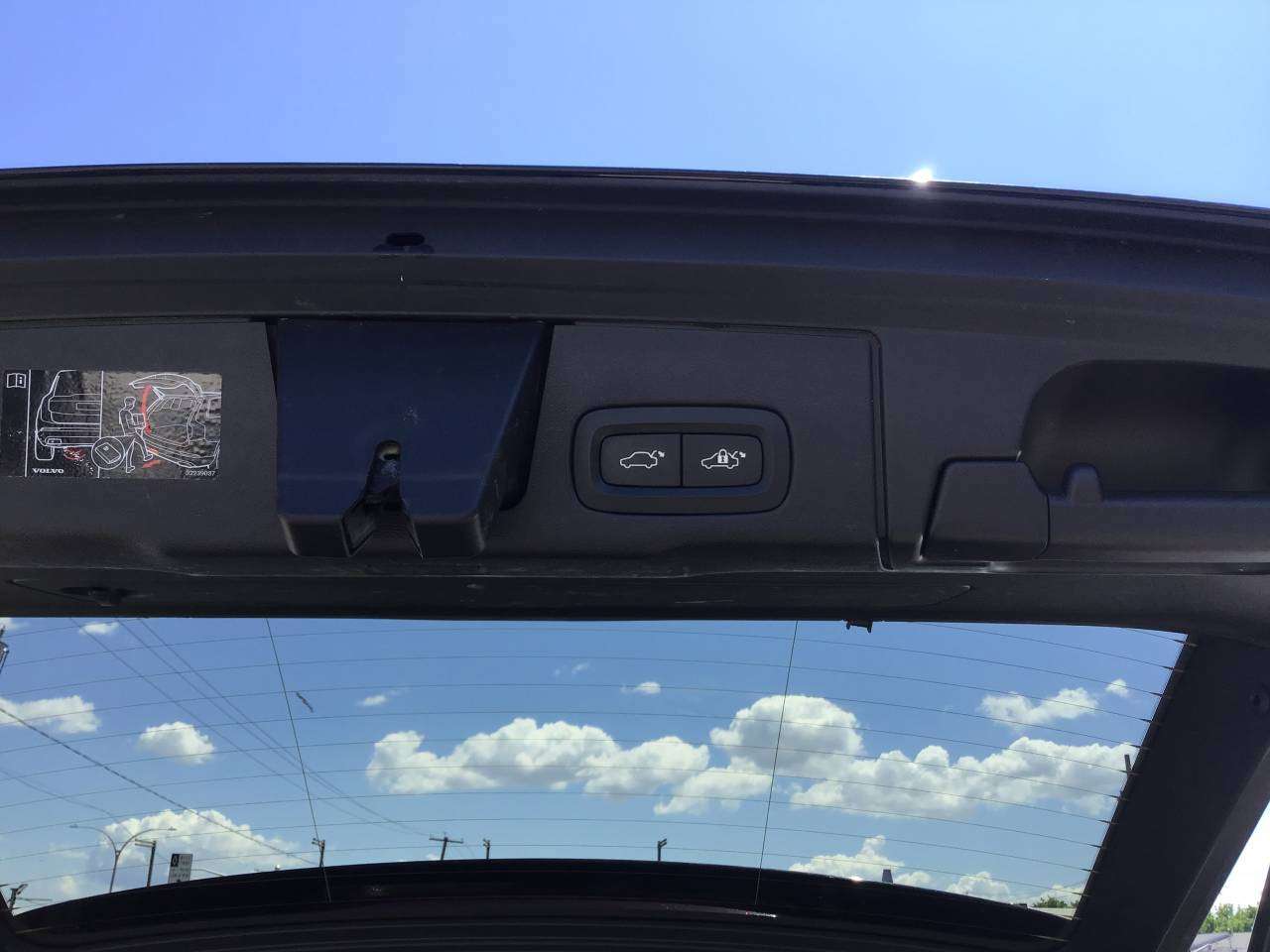2020 Volvo XC60 Momentum - T6-TOIT PANORAMIQUE-NAVIGATION thumb 22