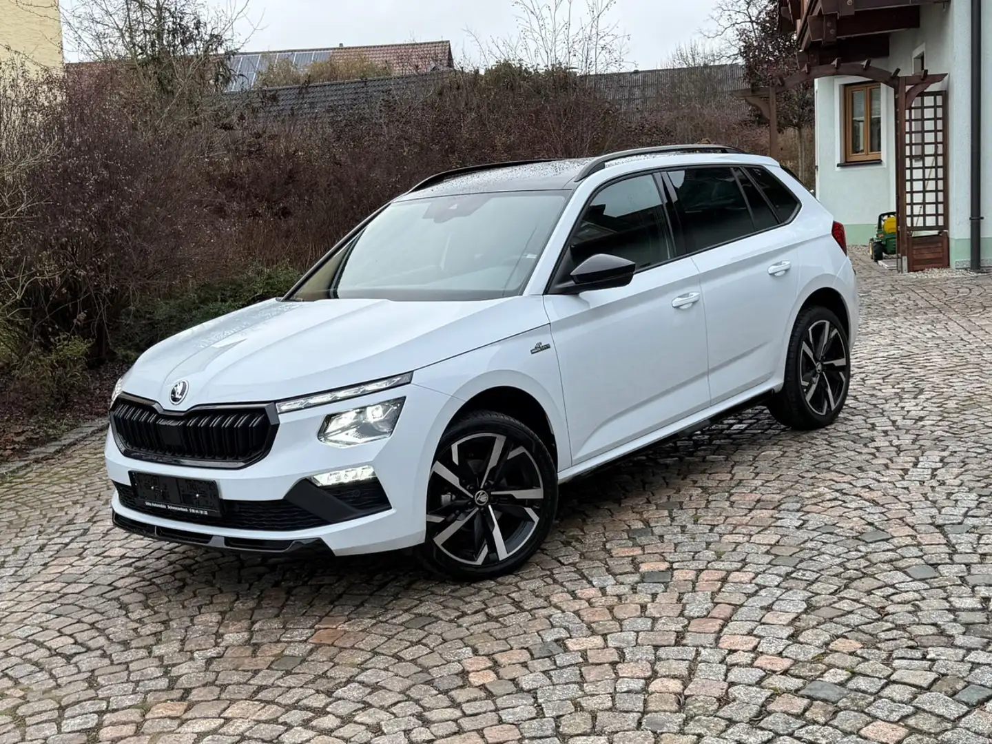 Skoda Kamiq 1.5 Monte Carlo /Pano /Sitzheizung /Matrix Blanco - 1