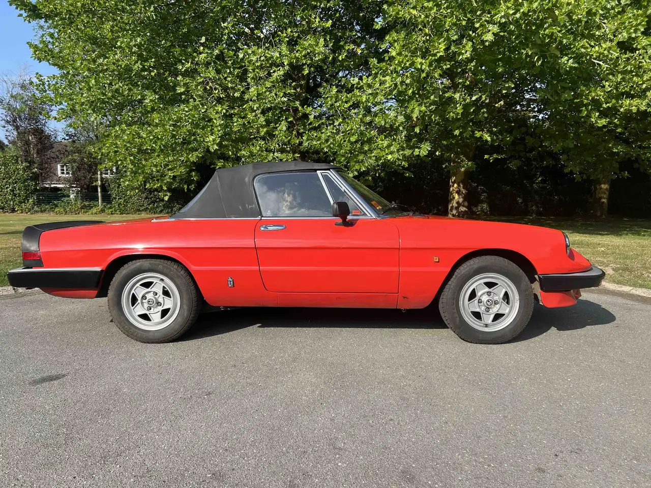 Alfa Romeo Spider 2.0, foto 2