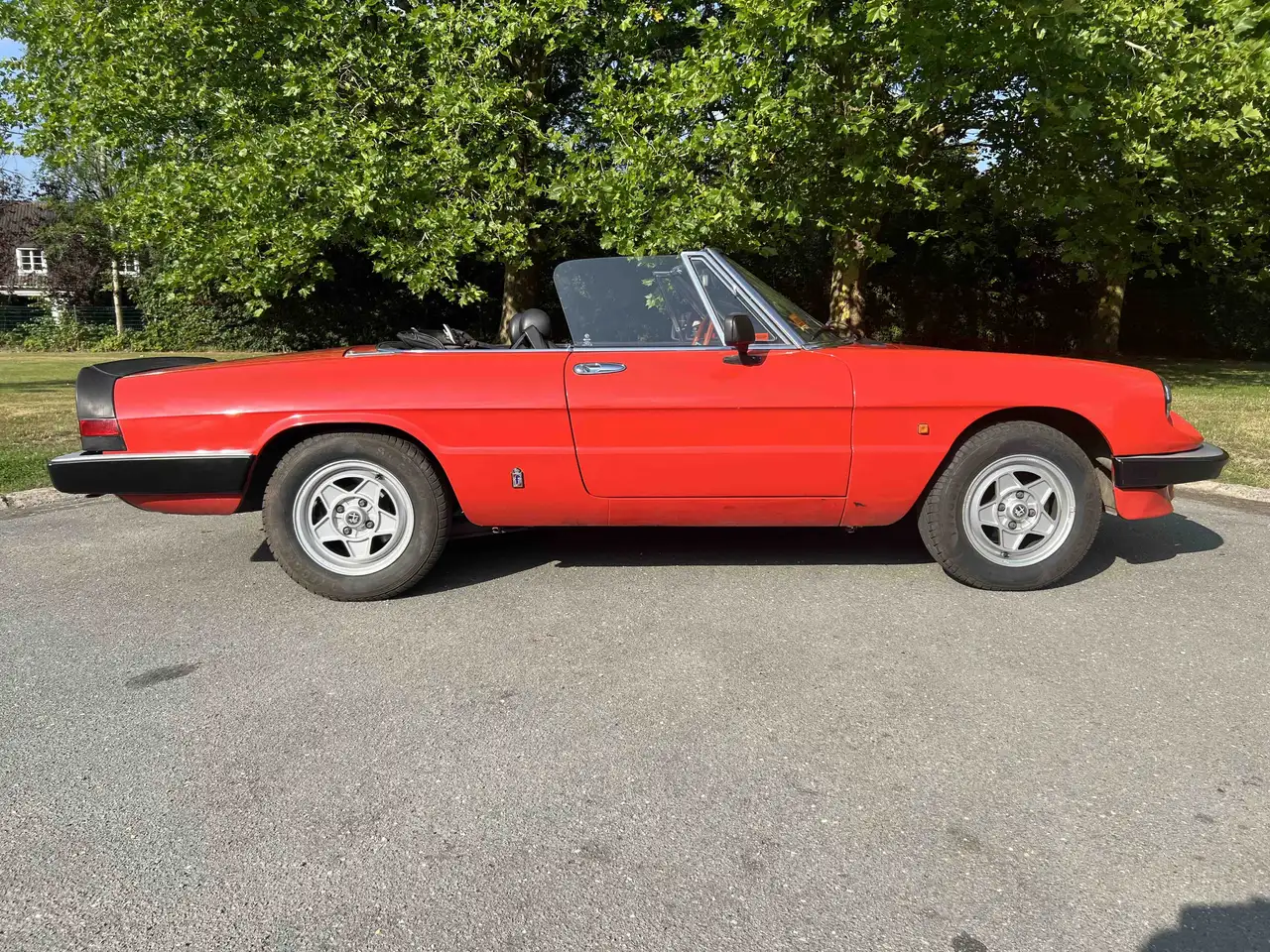 Alfa Romeo Spider 2.0, foto 1
