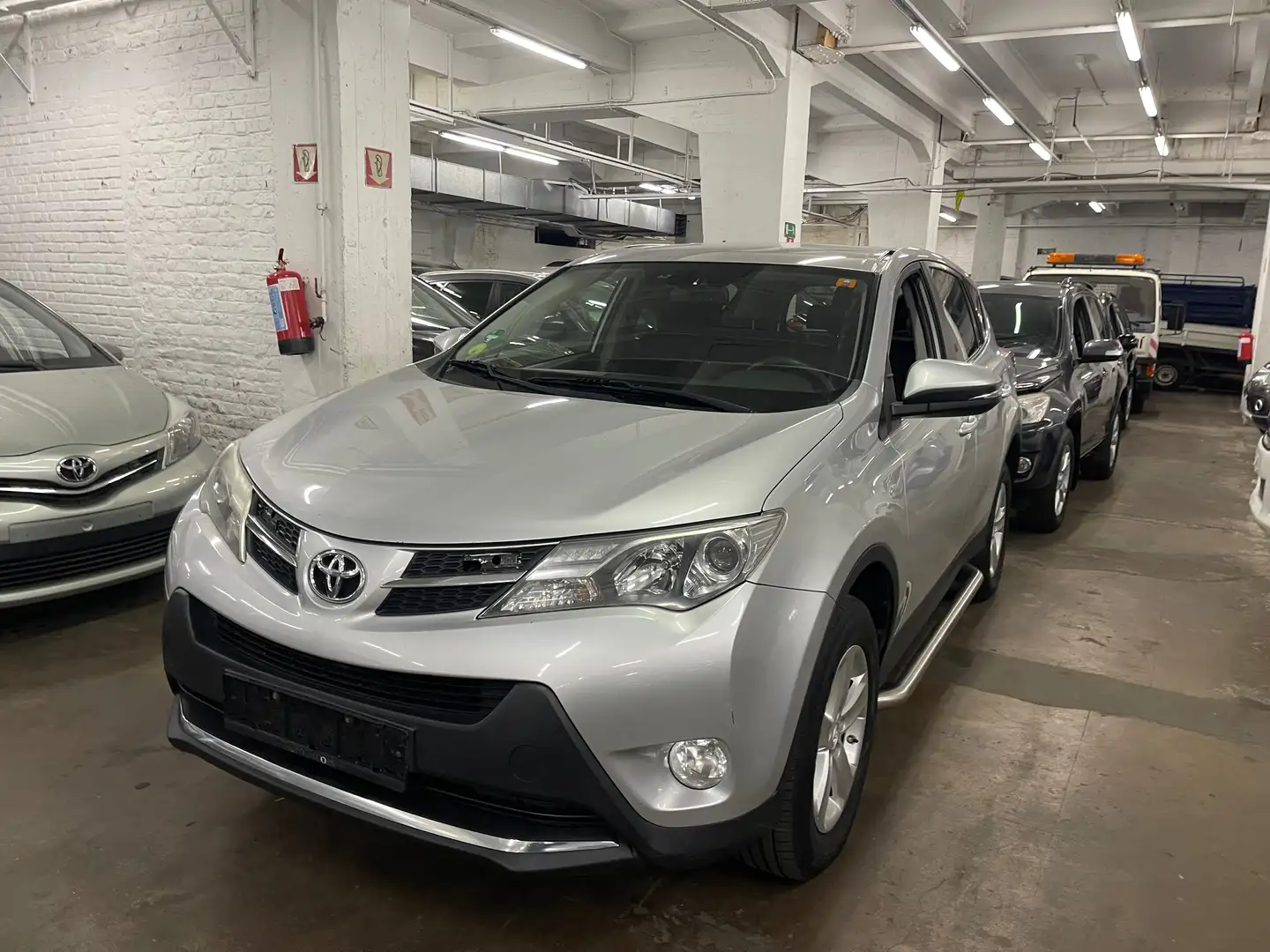 Toyota RAV 4 2.2 Turbo D-4D 16v VIP DPF Gris - 2