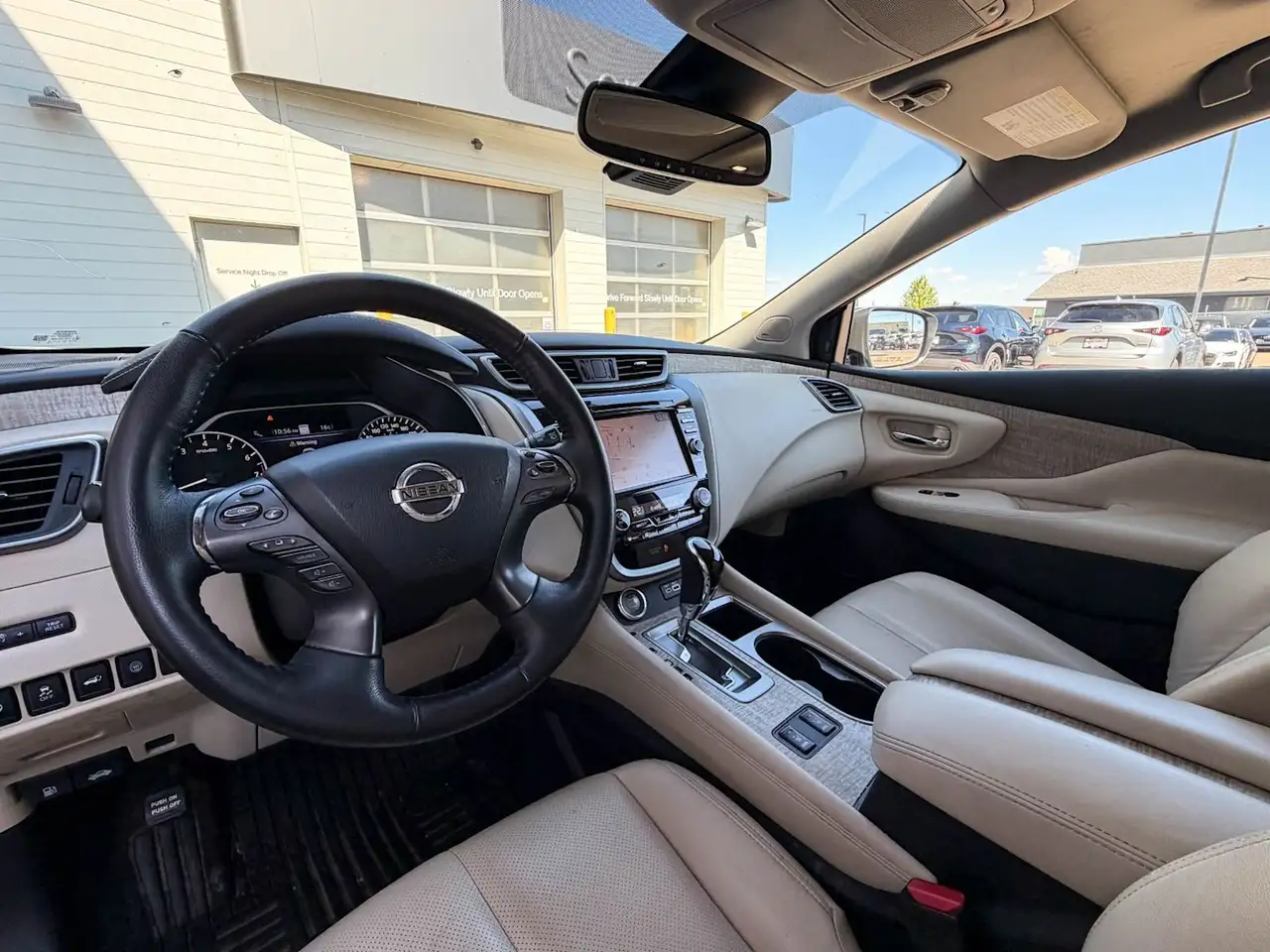 Nissan Murano снимка Nissan Murano