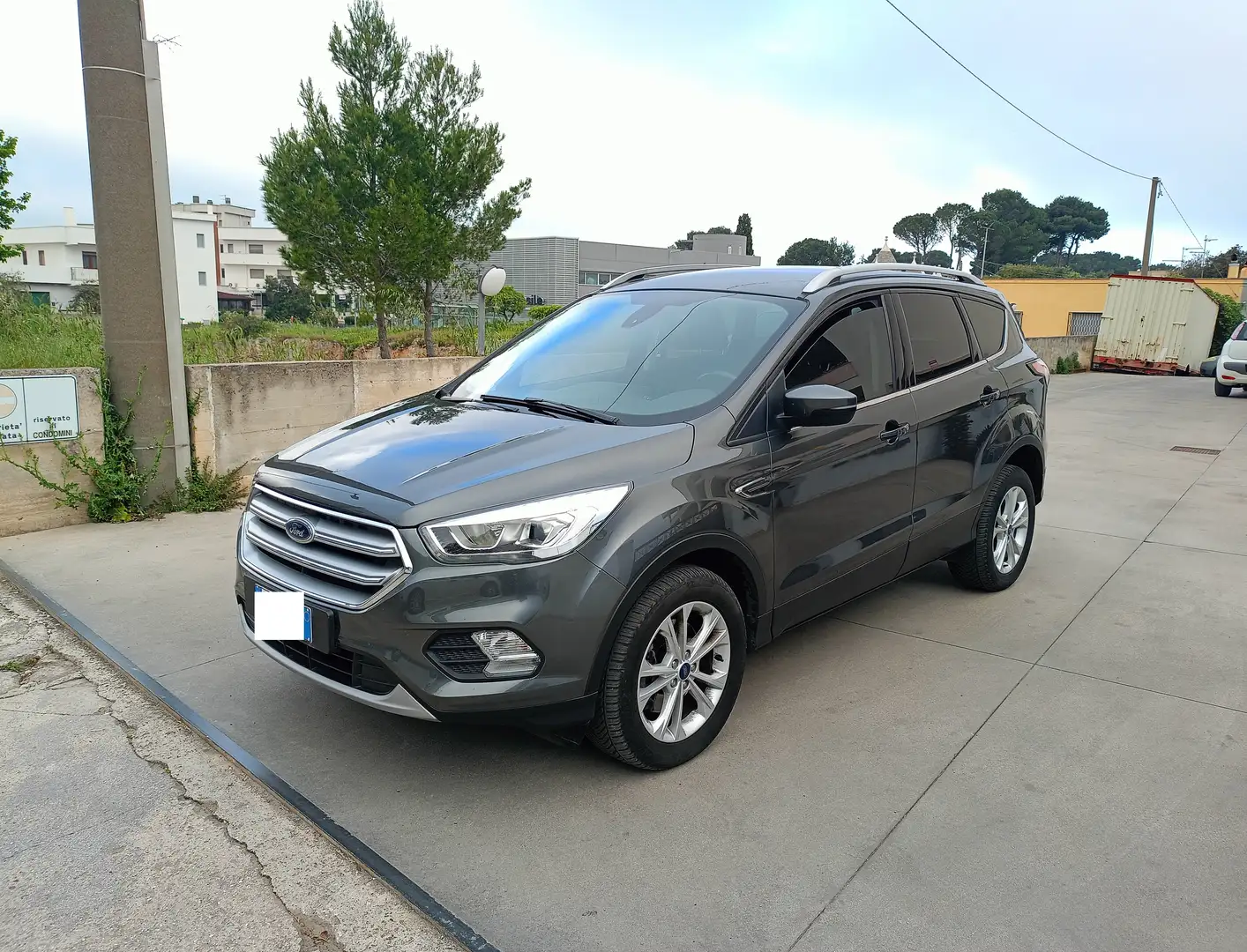 Ford Kuga 1.5 tdci ST-Line Business s Grigio - 1