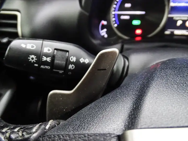 Lexus NX 300h BUSINESS 2WD 2019, foto 20