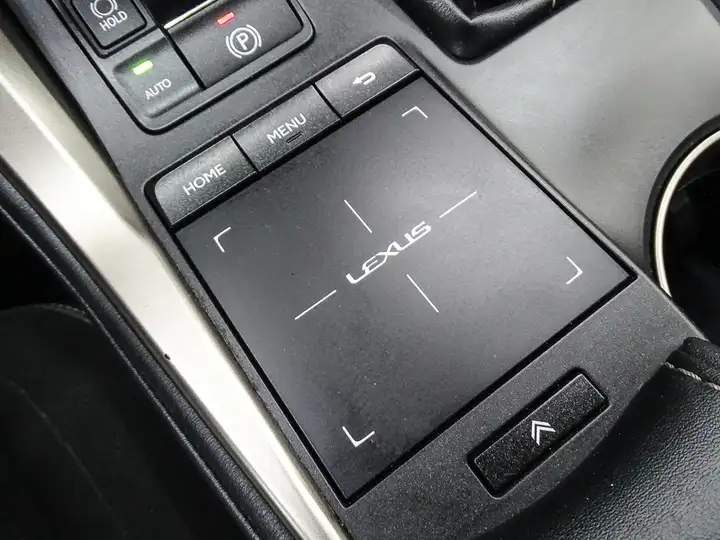 Lexus NX 300h BUSINESS 2WD 2019, foto 27