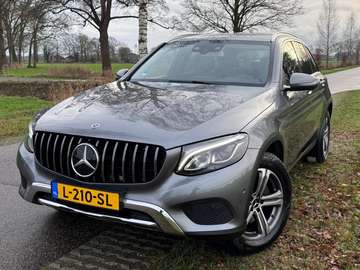 GLC 250 D AMG 4MATIC / TREKHAAK / LEDER