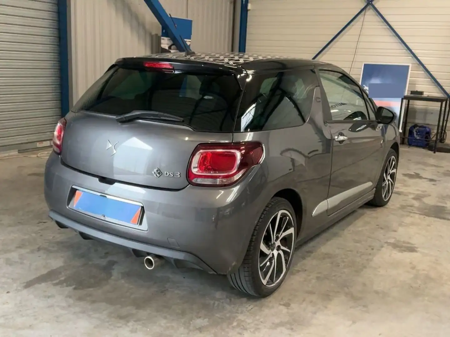 Citroen DS3 1.2 Forever TEMP NAVI KAMERA DAB CARPLAY LED BT Grau - 2