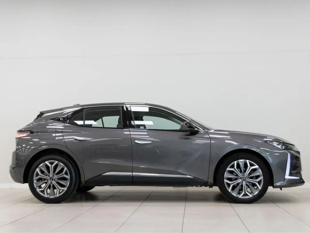 DS Automobiles DS 4 2023