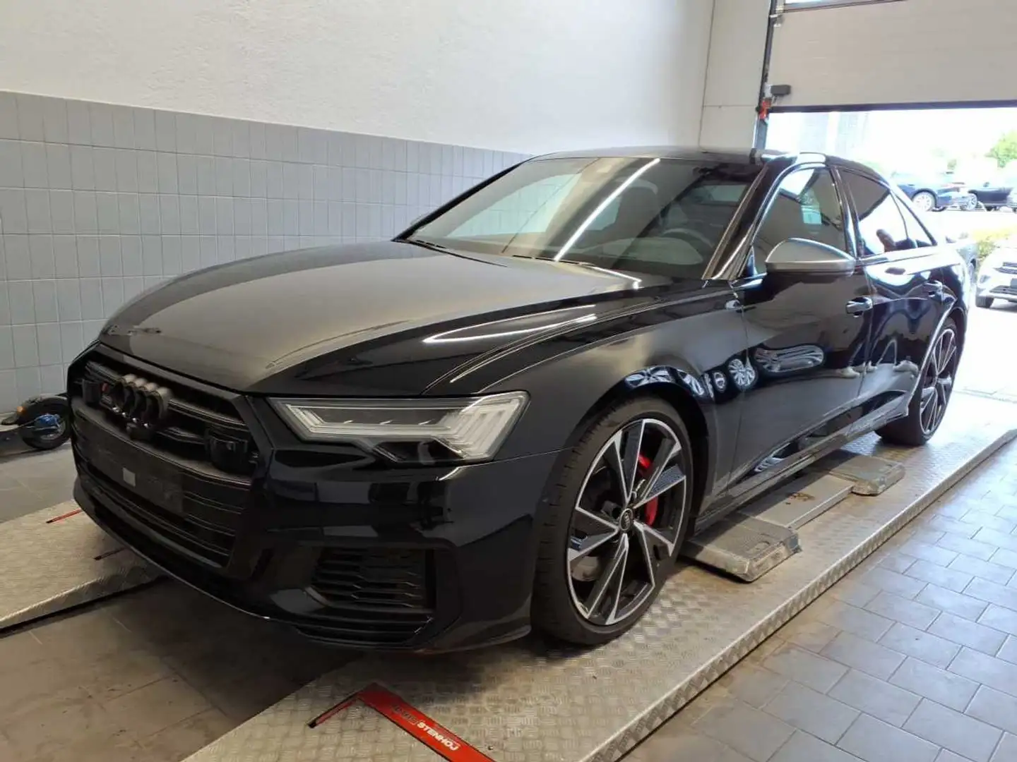 Audi S6 Limousine Carbon B&O Pano Standh HUD HD-Matrix Sof Schwarz - 2