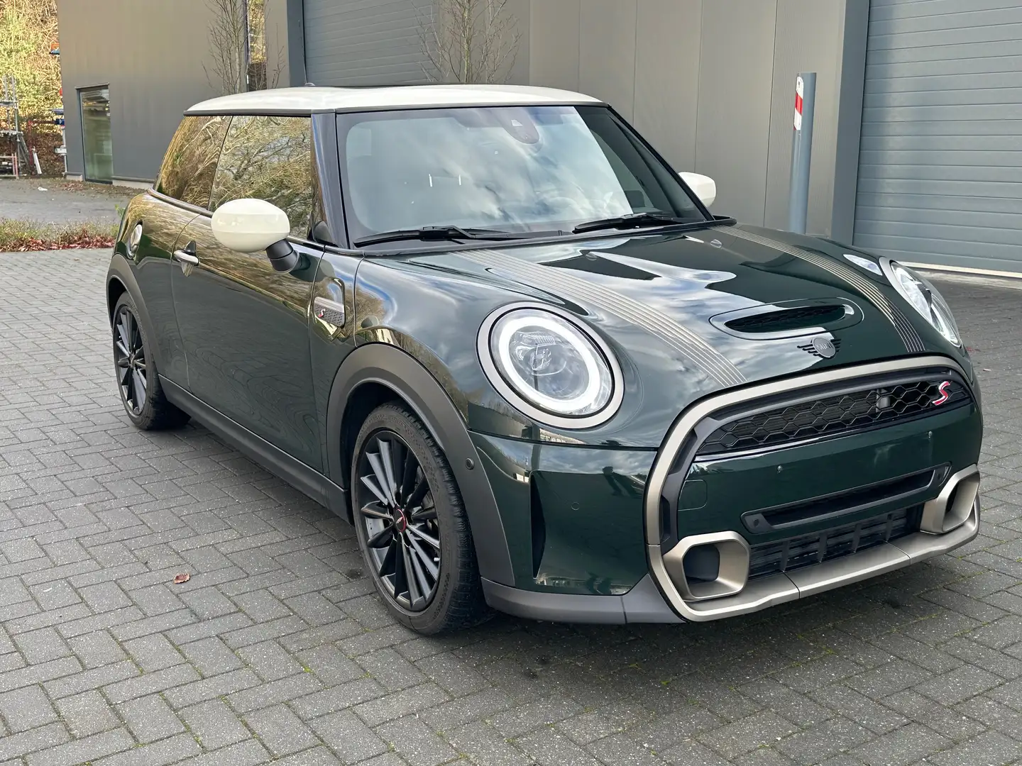 MINI Cooper S Mini Cooper S Aut. MINI Resolute Edition Vert - 1