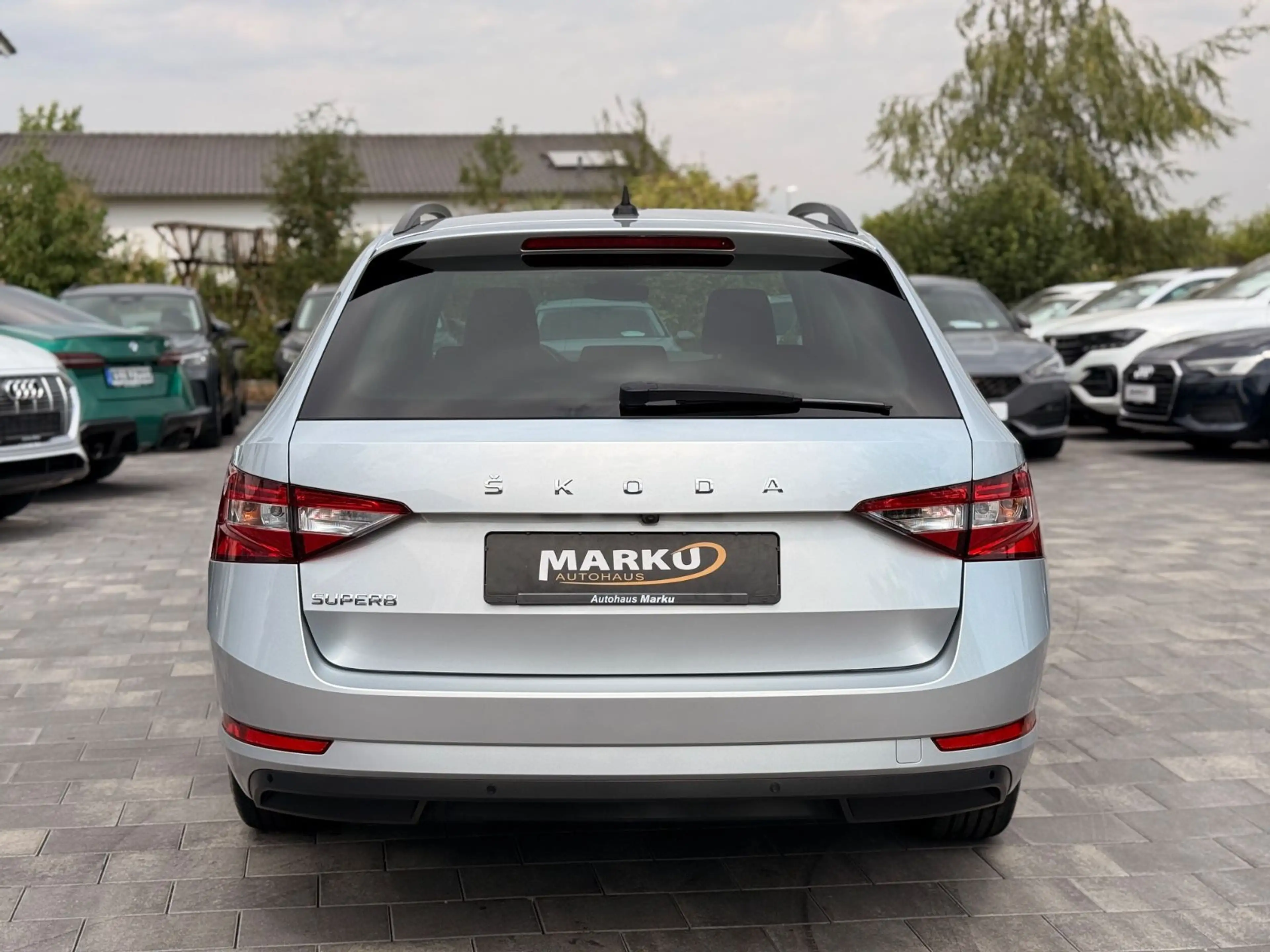Skoda Superb Combi Ambition *ACC*Kamera*Lane Assist* — photo 5