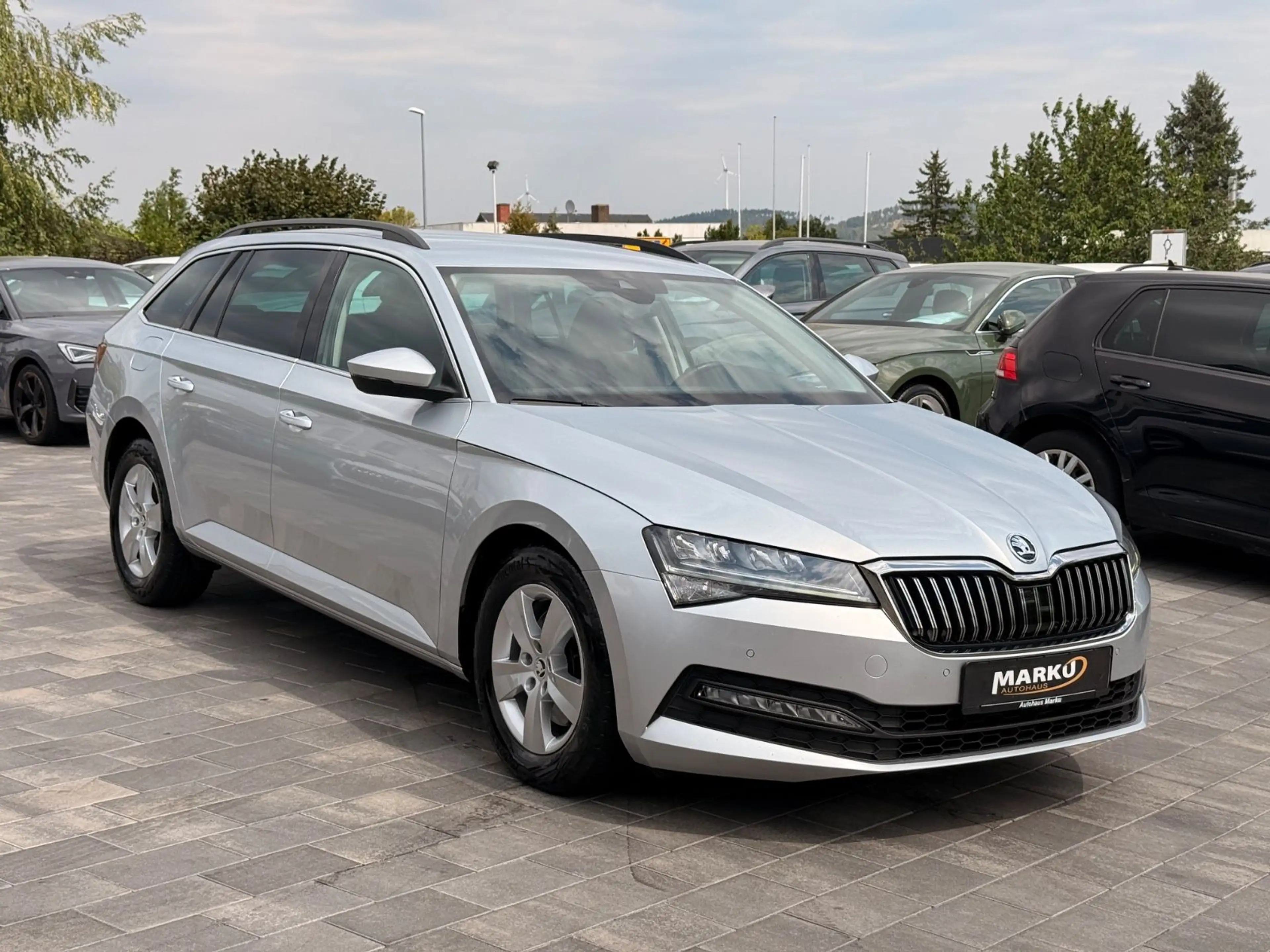 Skoda Superb Combi Ambition *ACC*Kamera*Lane Assist* — photo 3