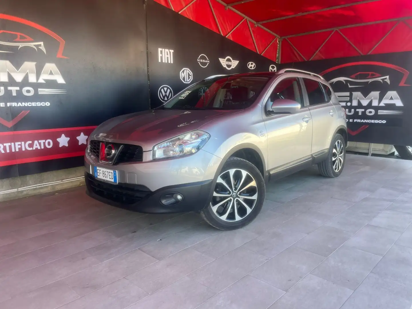 Nissan Qashqai 1.5 dCi DPF Tekna Grigio - 1