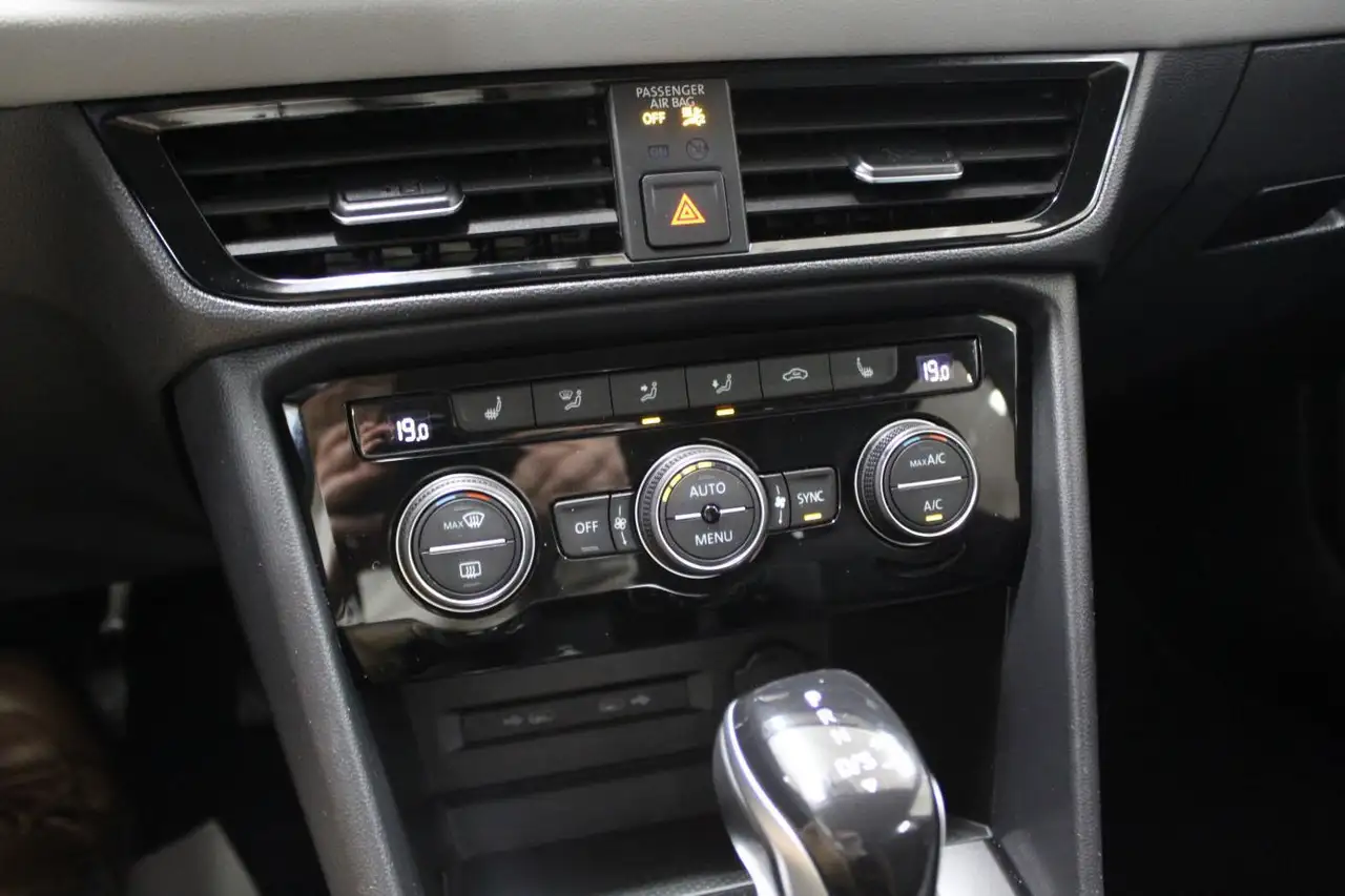 Volkswagen Taos снимка Volkswagen Taos