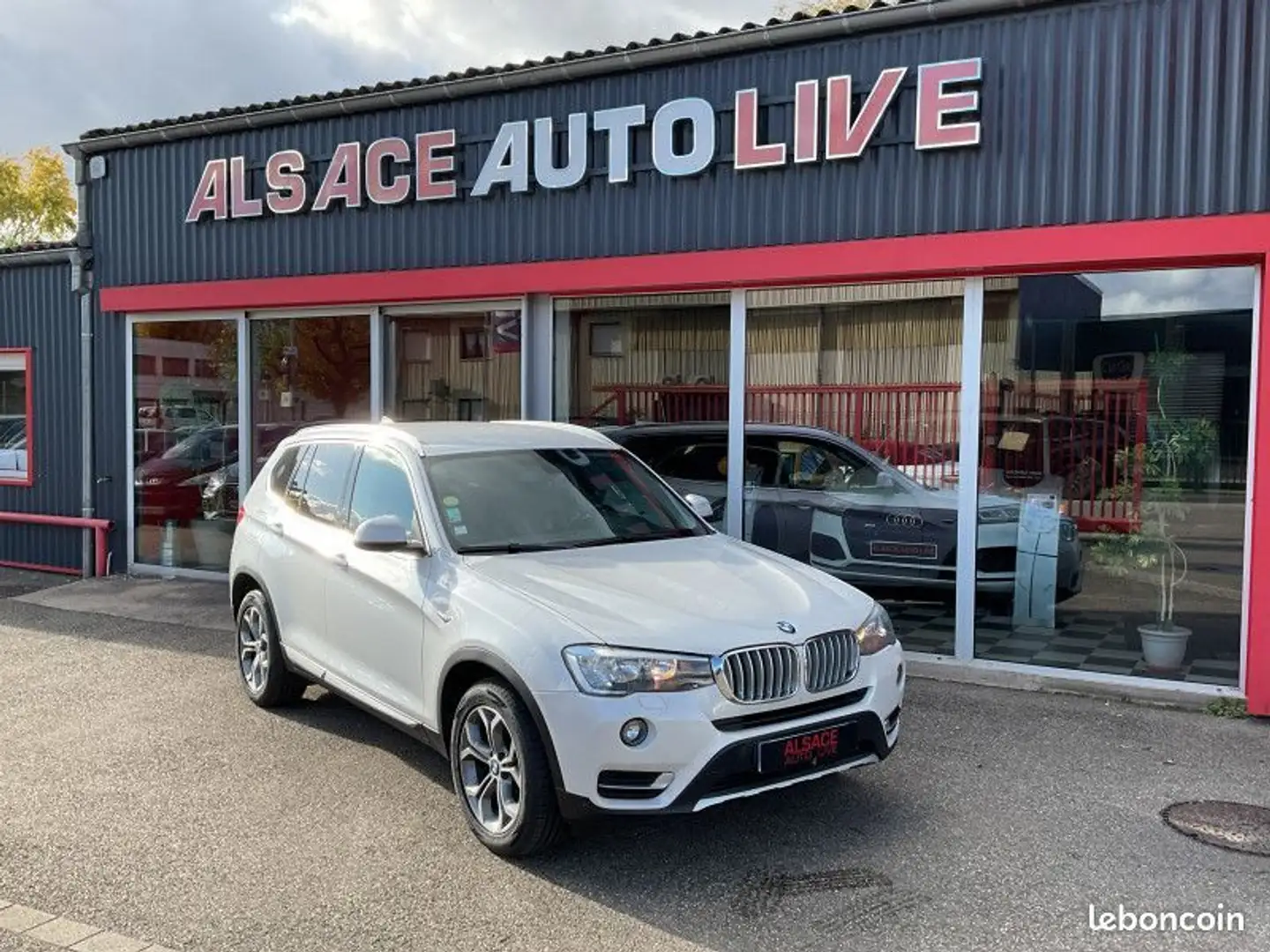 BMW X3 (F25) SDRIVE18DA 150CH XLINE Blanc - 1