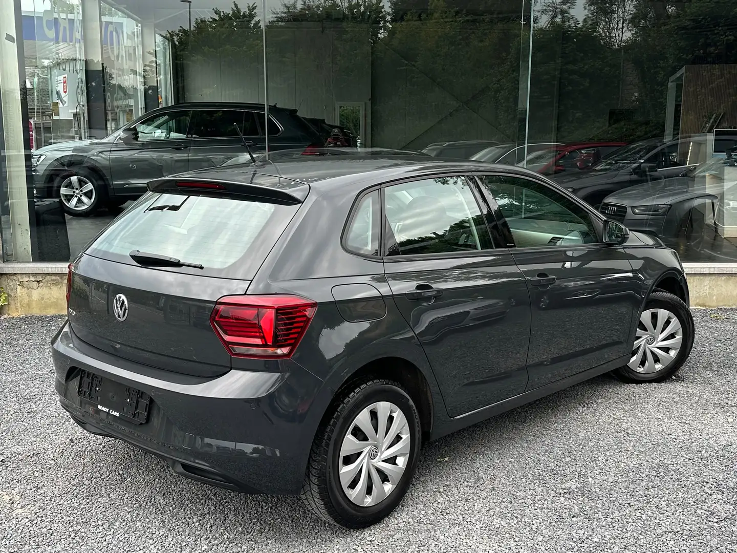Volkswagen Polo 1.0*95CV*1ER PROP*CAMERA*CARPLAY*GARANTIE* Gris - 2
