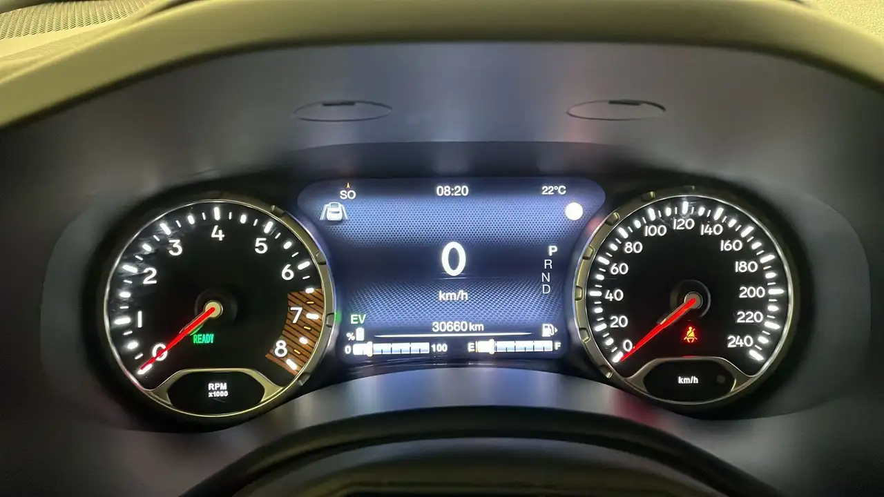 Jeep Renegade Renegade 1.5 Turbo T4 MHEV Limited 8